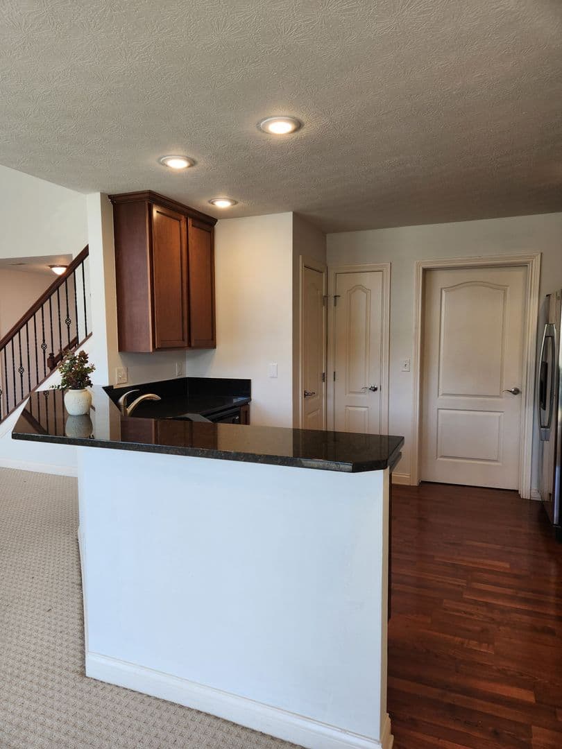 Columbus Condo: 5087 Dinard Way
