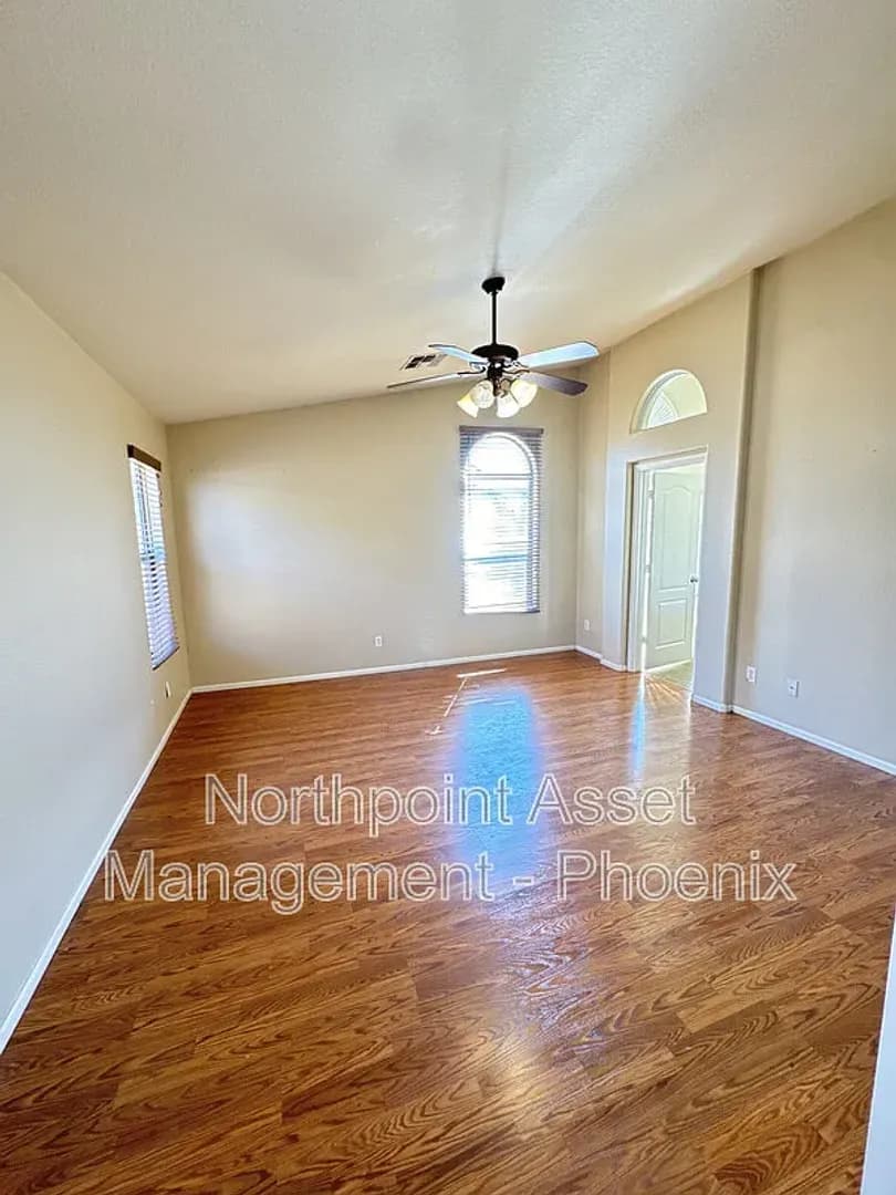 Goodyear House: 1215 N 158th Dr