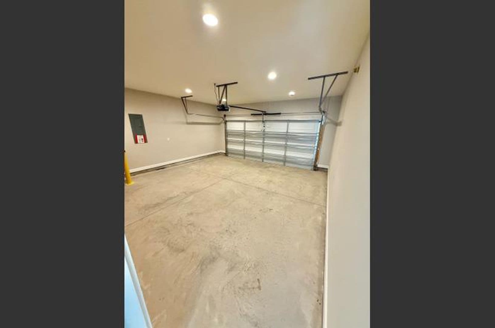 Charlotte House: 8029 Joy Crossing Ln