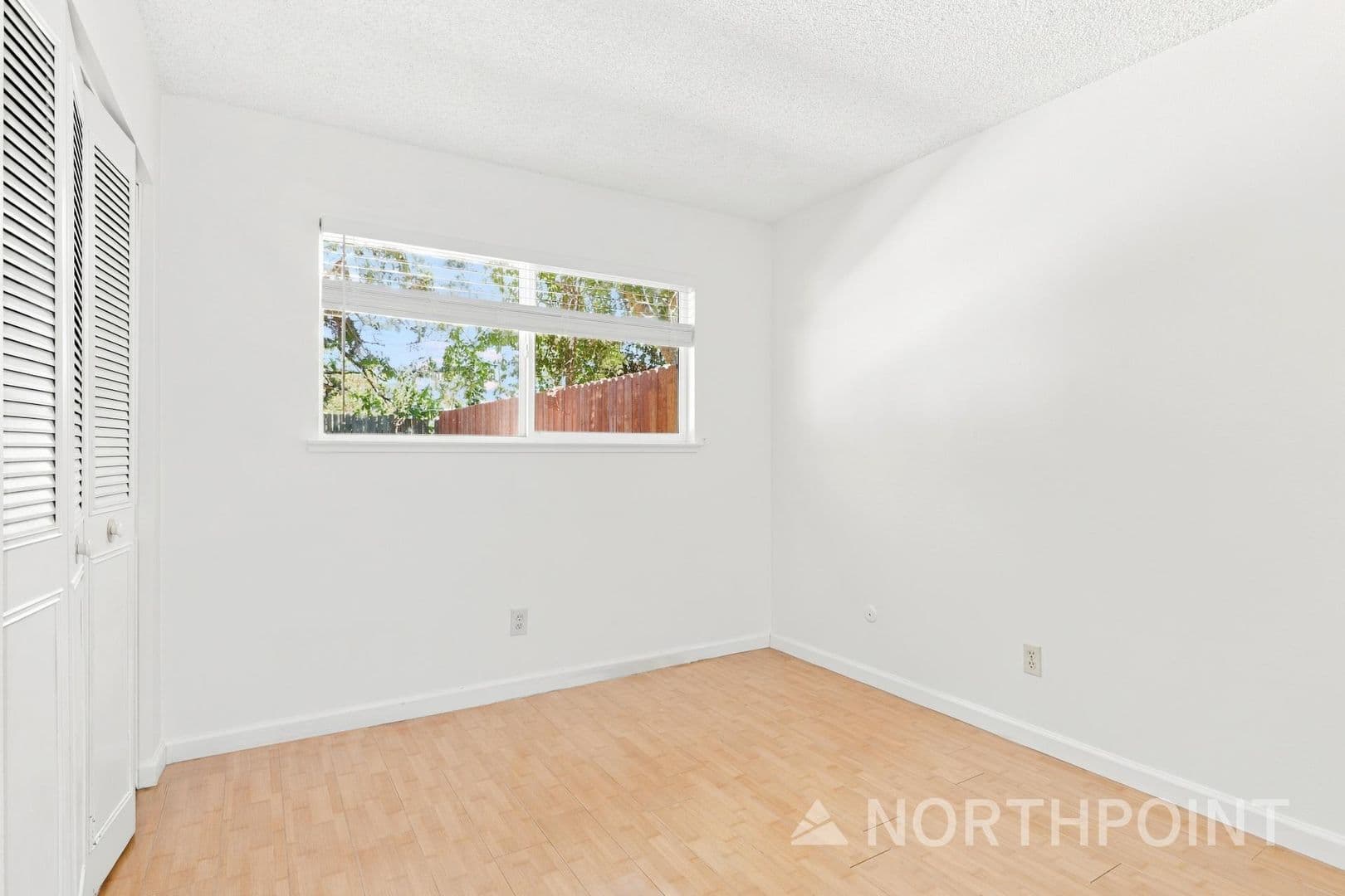 Carmichael Apartment: 5311 & 5313 Gibbons Drive