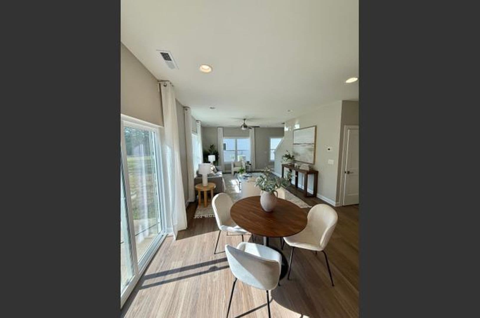 Charlotte House: 8029 Joy Crossing Ln