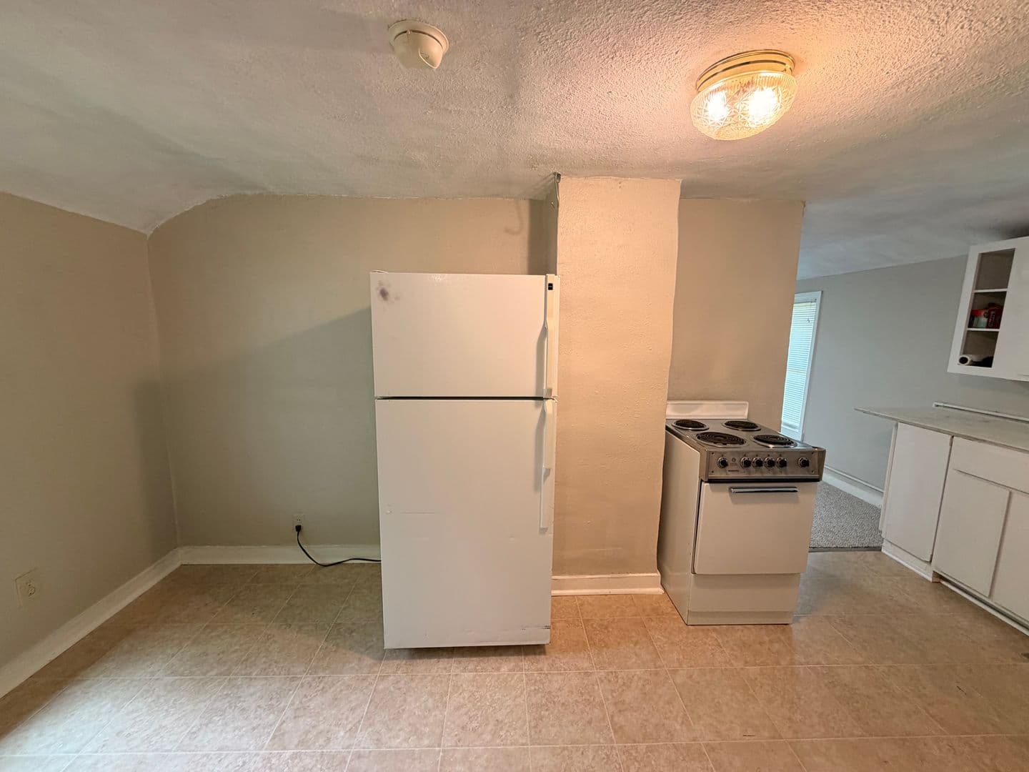 Excelsior Springs House: 714 Hazel St