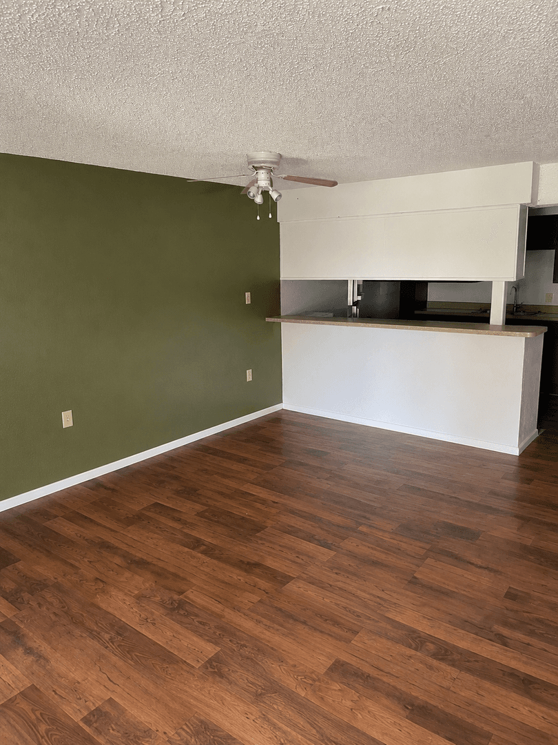 Austin Apartment: 2201 W William Cannon Dr