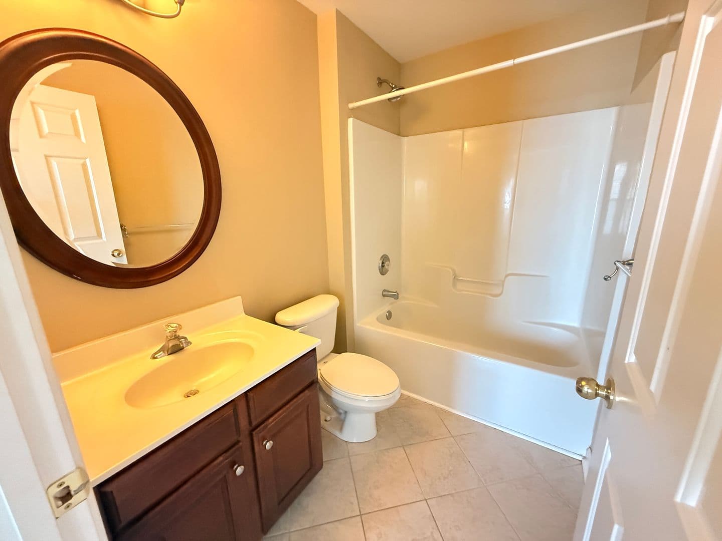 Charlotte Townhome: 15641 Castle Watch Ave