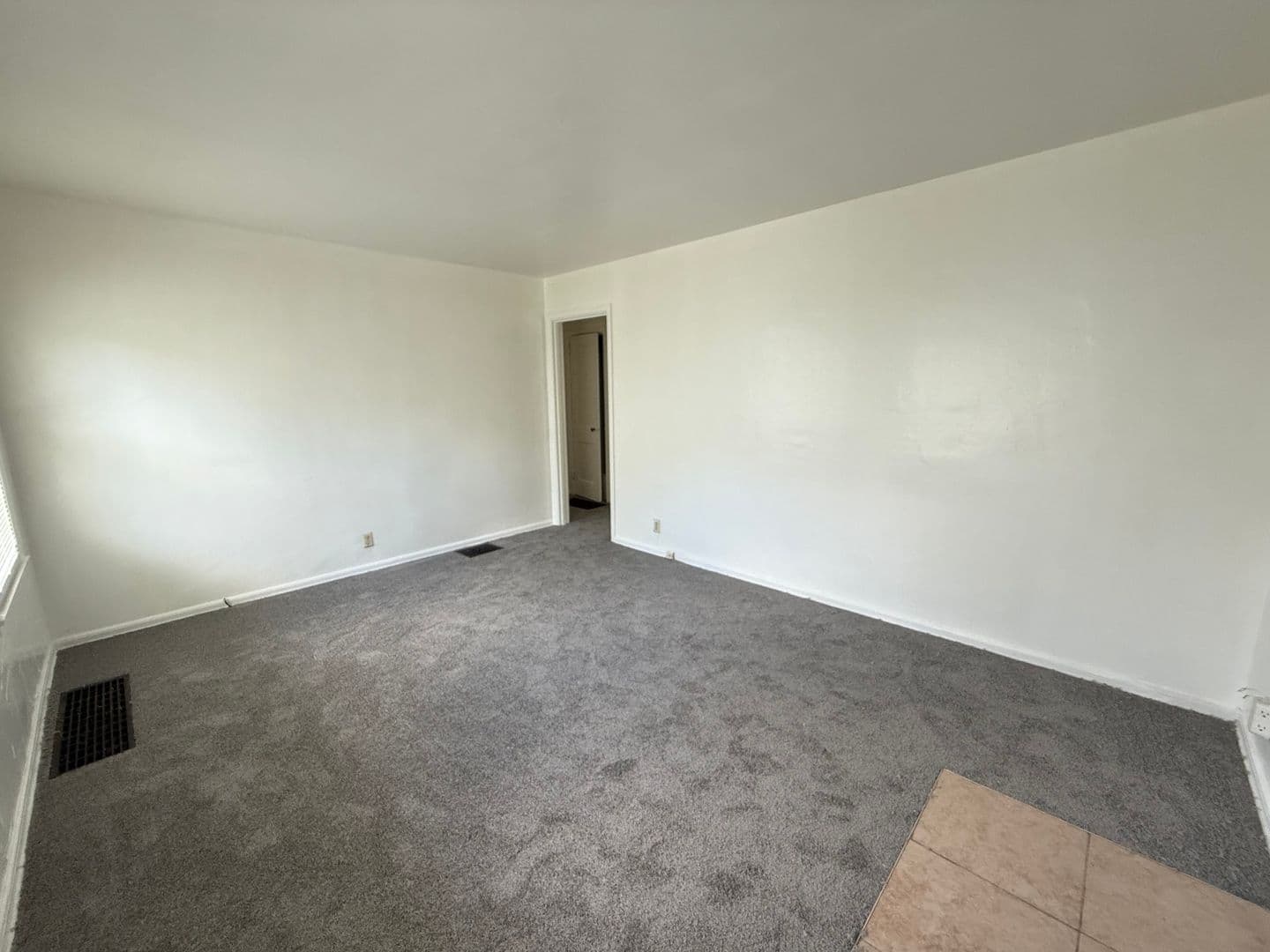 Columbus House: 3091 E 13th Ave
