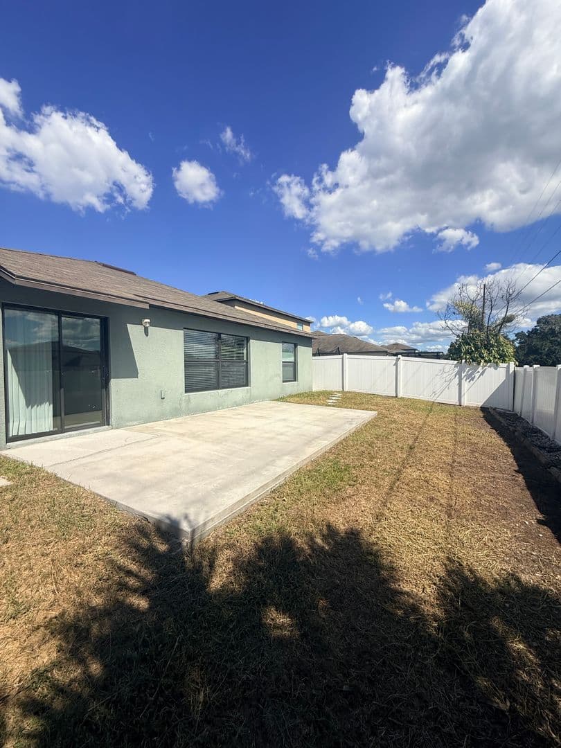 Wimauma House: 10164 Carloway Hills Dr