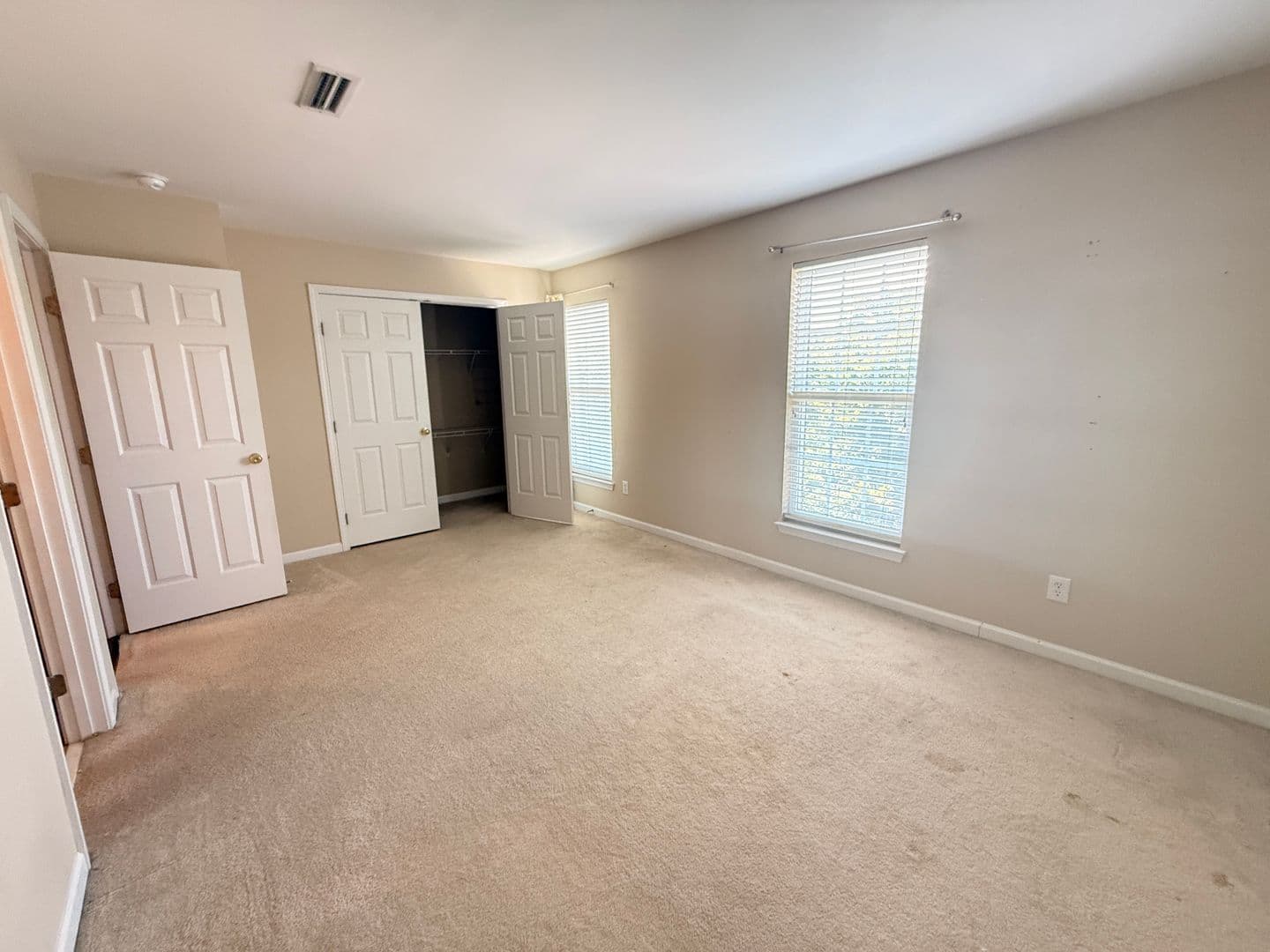 Charlotte Townhome: 15641 Castle Watch Ave