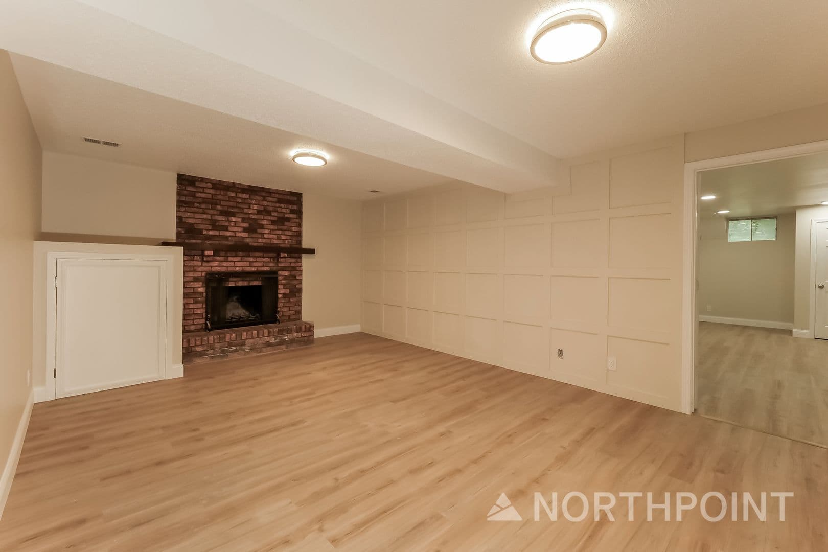 Overland Park House: 15045 Switzer Rd