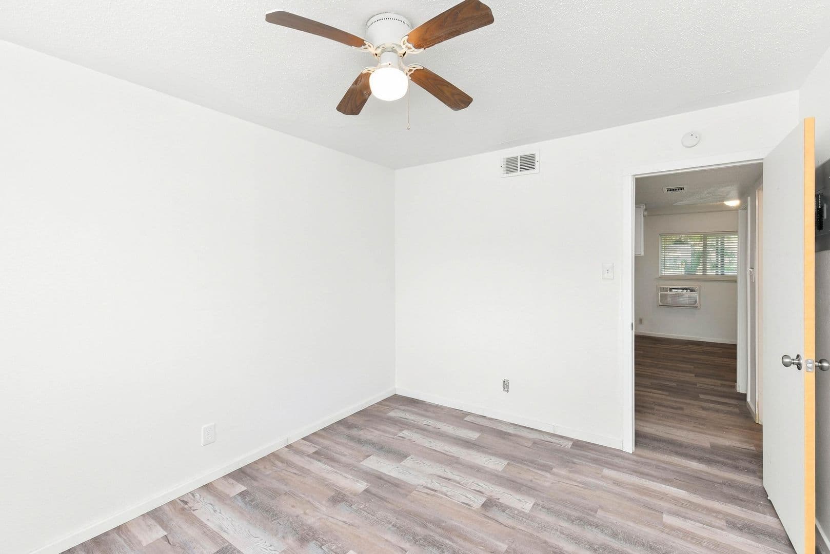 Austin Apartment: 8807 Redfield Ln