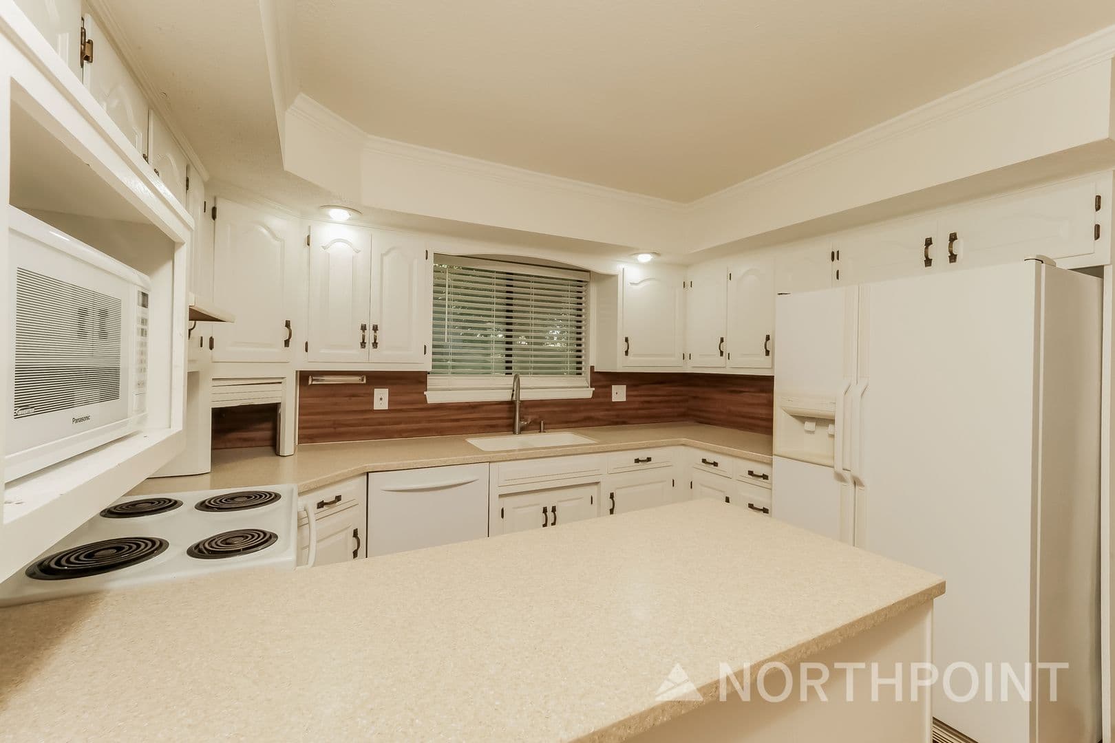 Overland Park House: 15045 Switzer Rd
