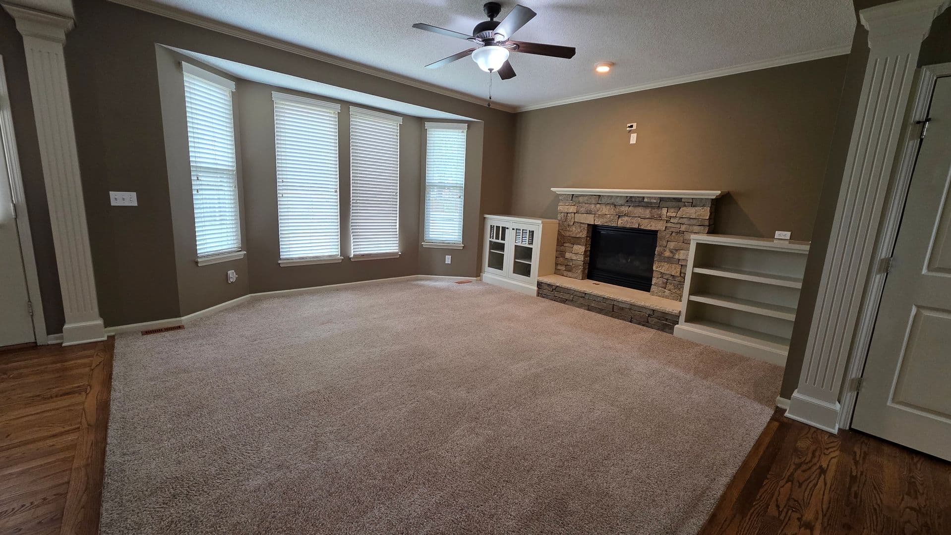 Overland Park House: 13232 Carter St