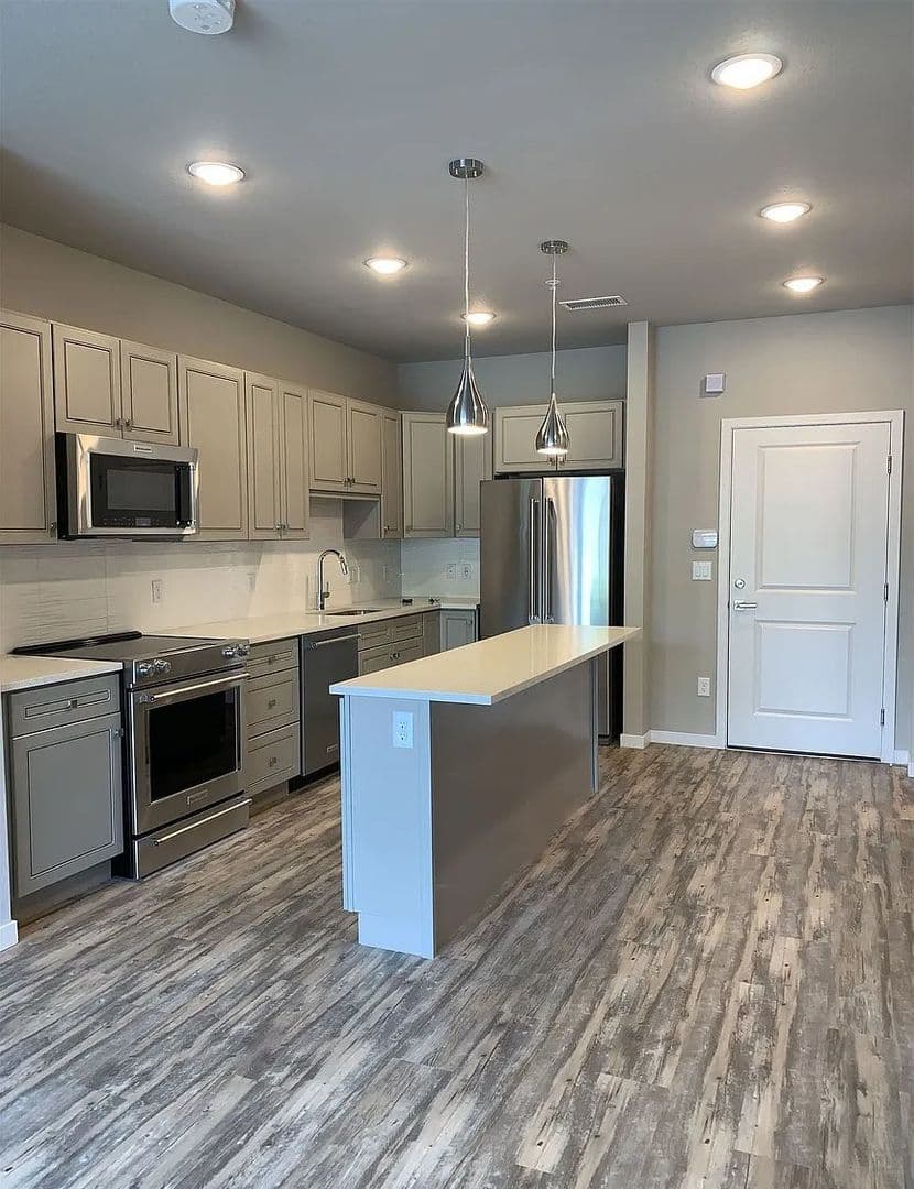 Denver Apartment: 155 S Monaco Street Pkwy Apt 104 Crestmoor Heights