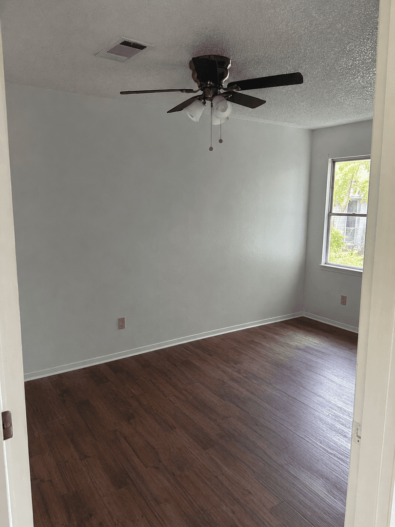 Austin Apartment: 2201 W William Cannon Dr