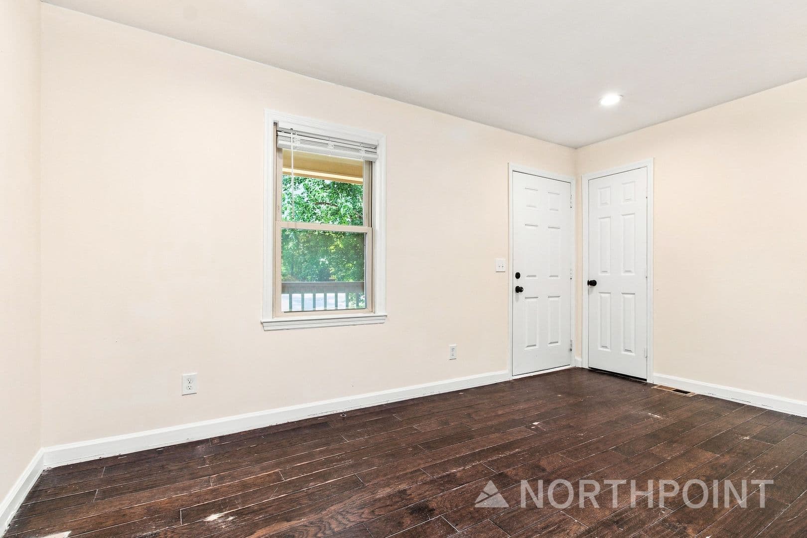 Lexington House: 236 Pleasant View Dr