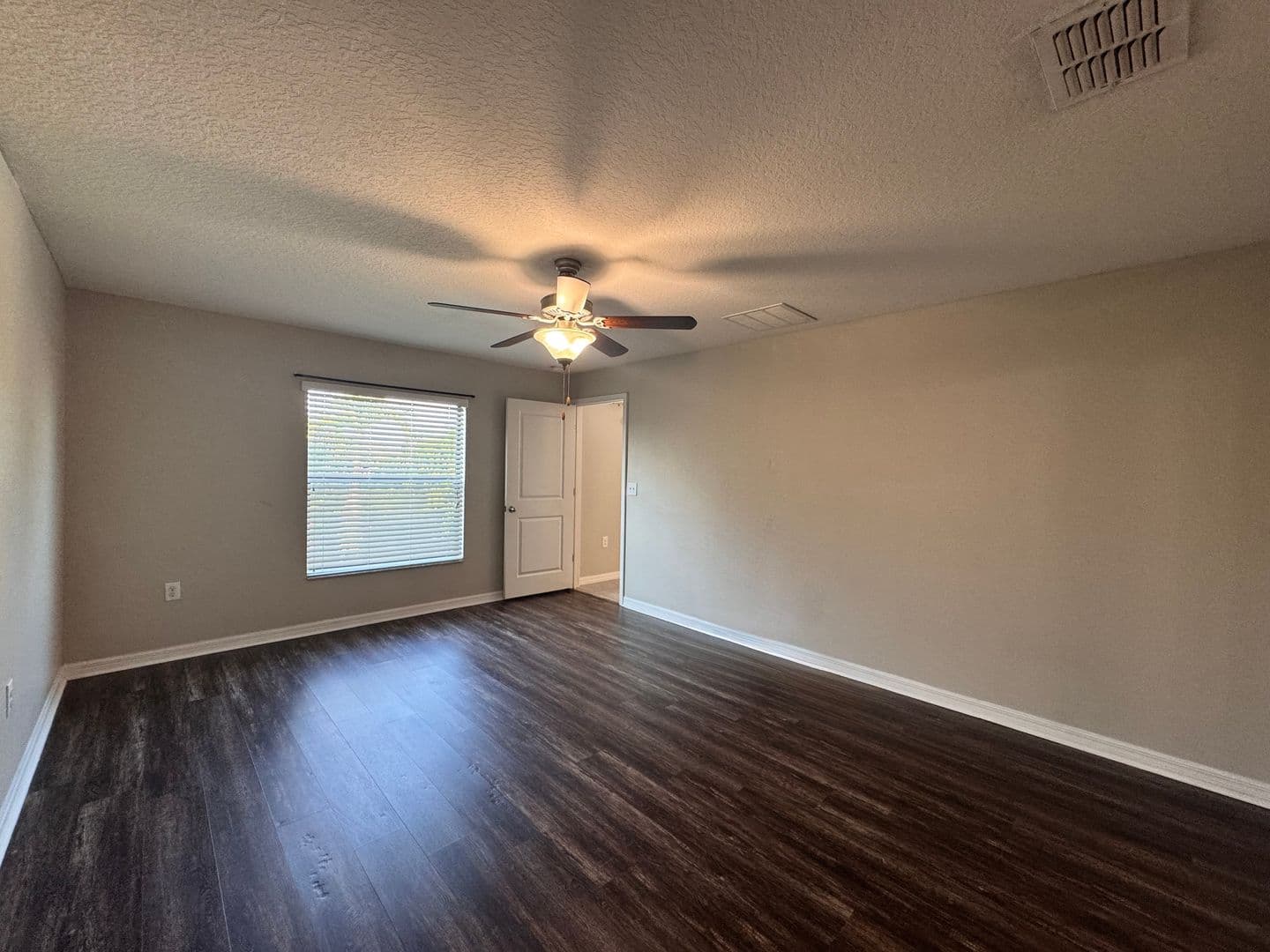 Wimauma House: 10164 Carloway Hills Dr