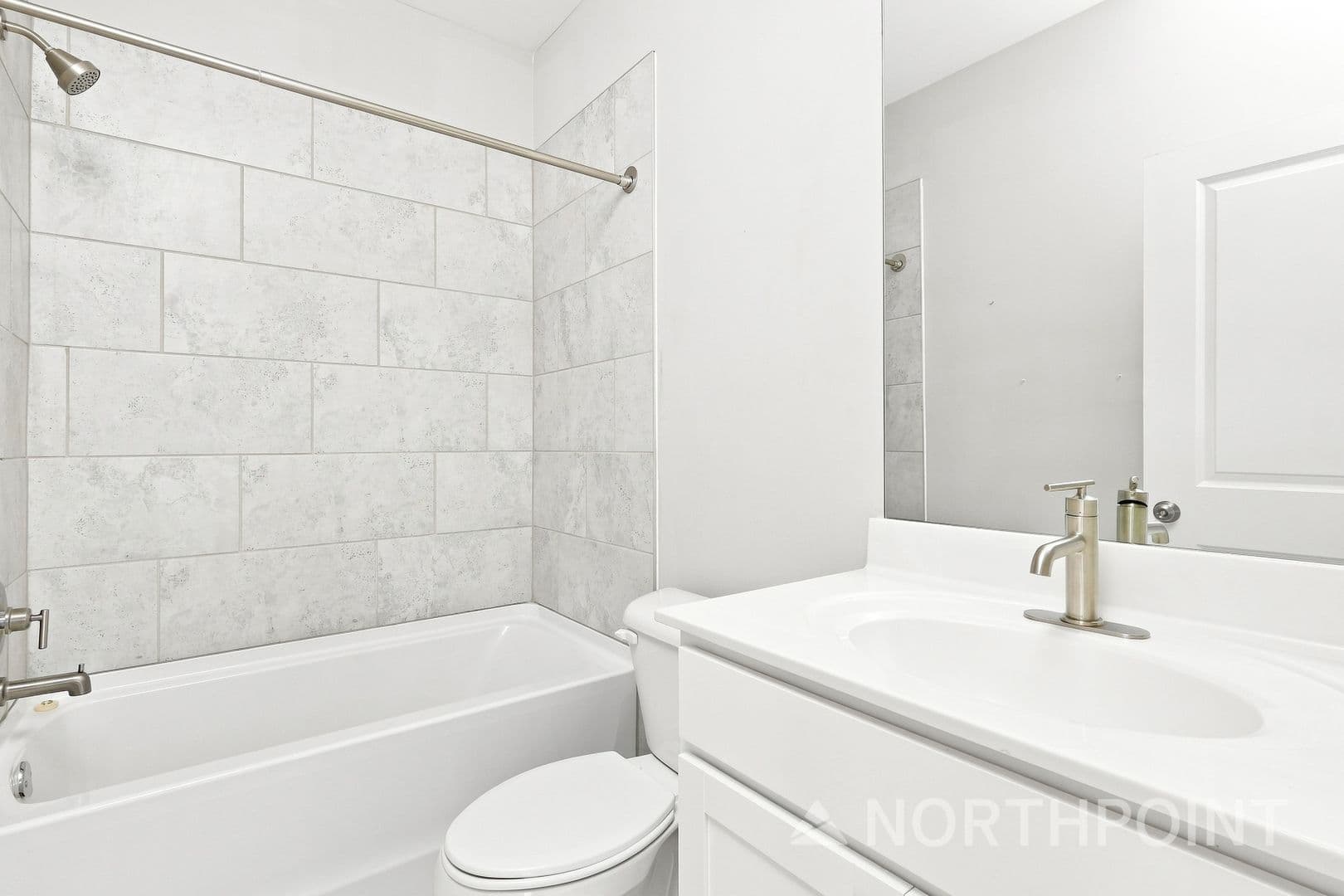 Scottdale Apartment: 3253 Herald Drive