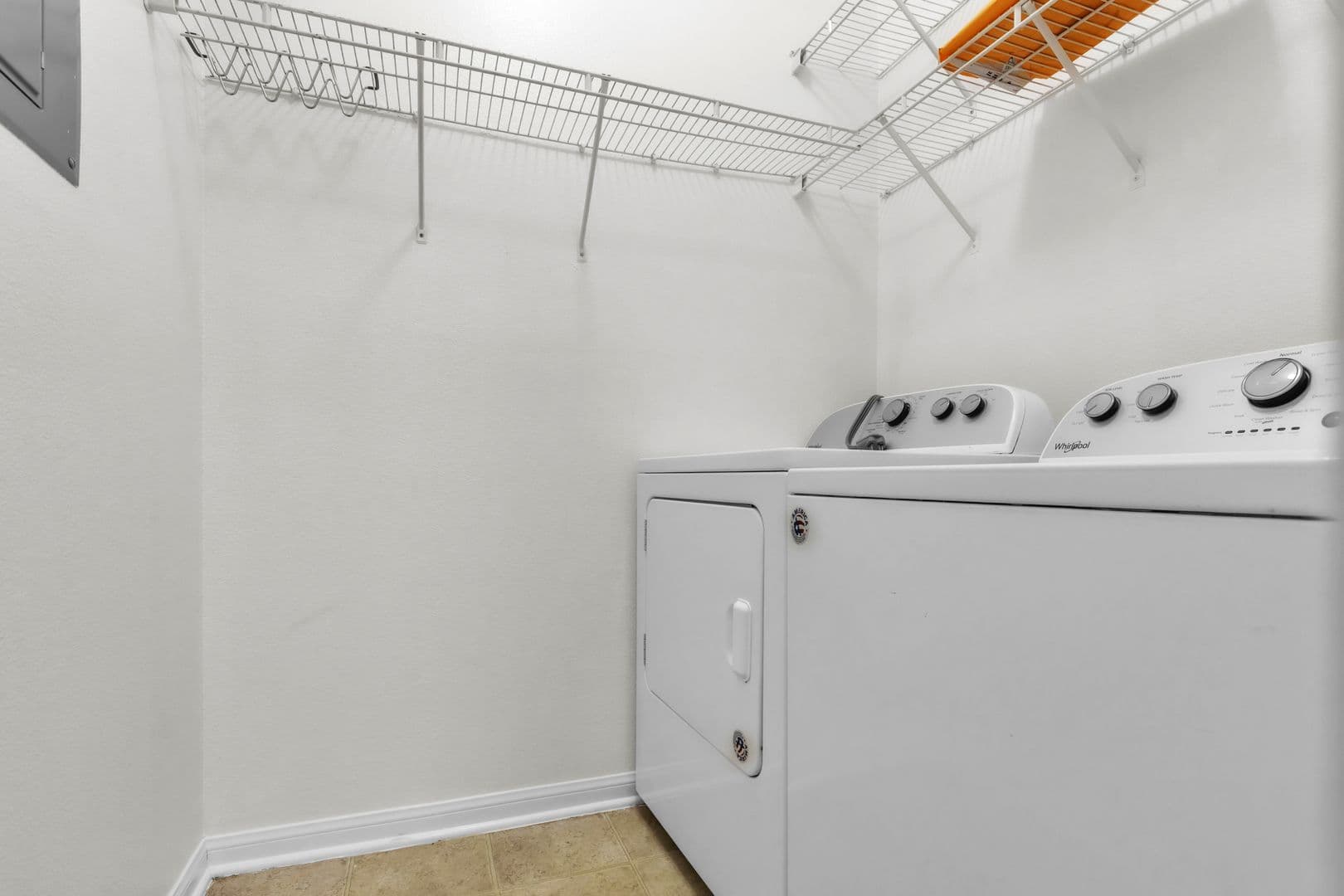 Roseville Apartment: 701 Gibson Dr