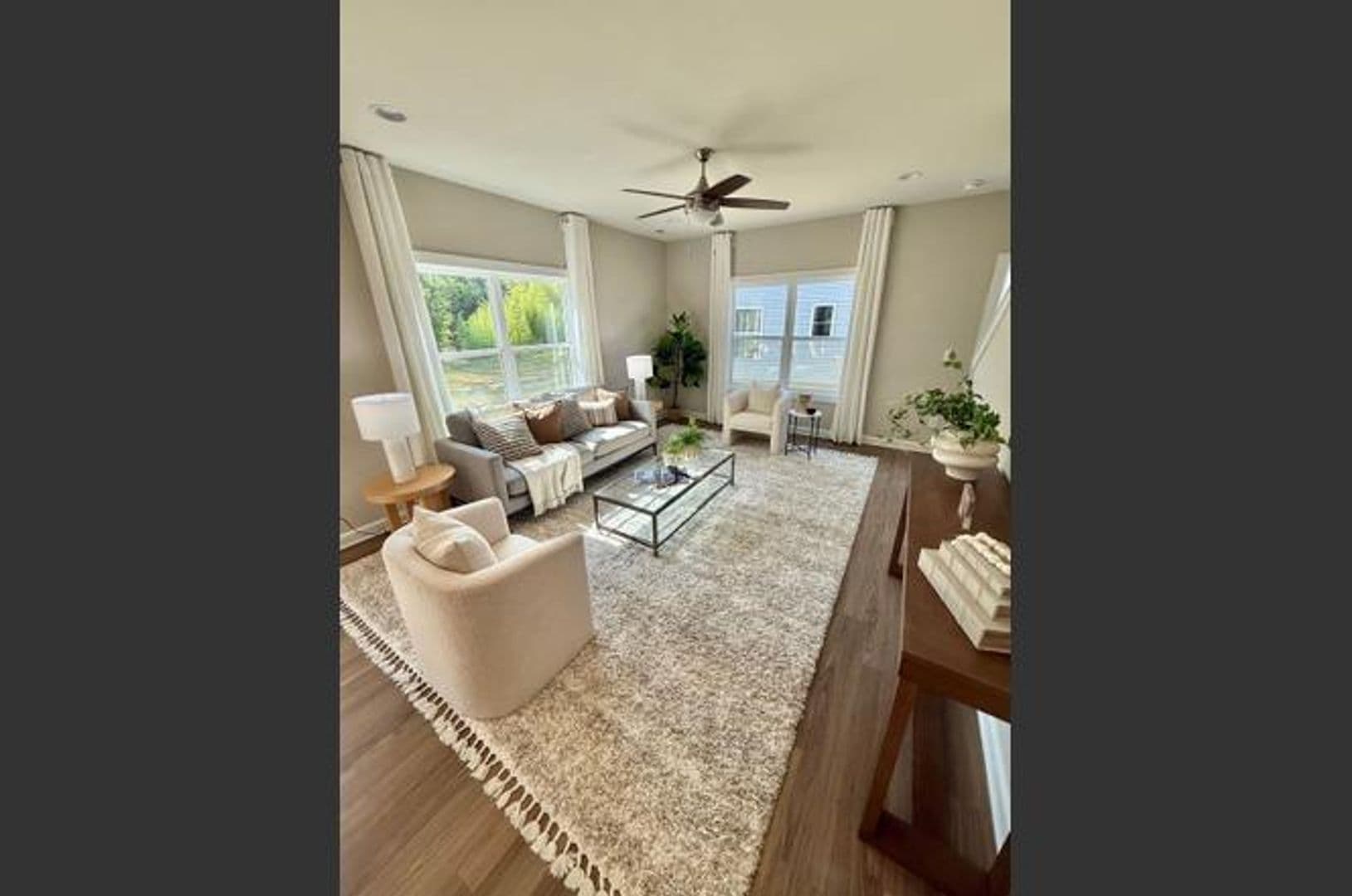 Charlotte House: 8029 Joy Crossing Ln