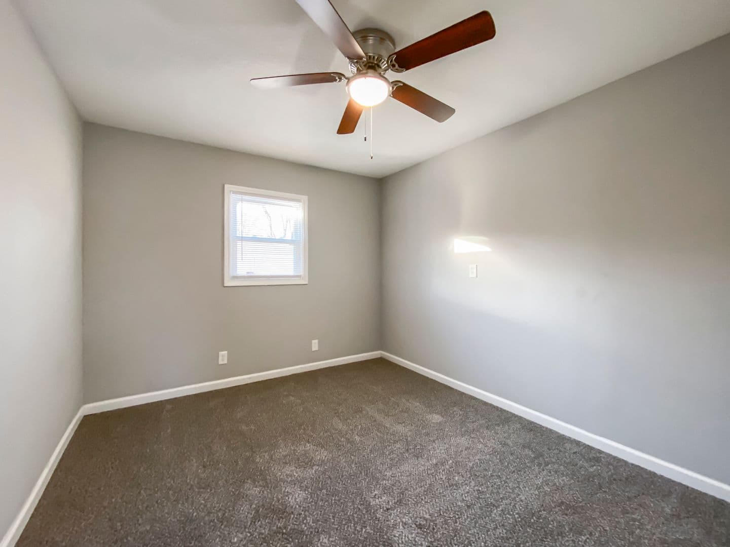 Kansas City House: 11426 Applewood Dr