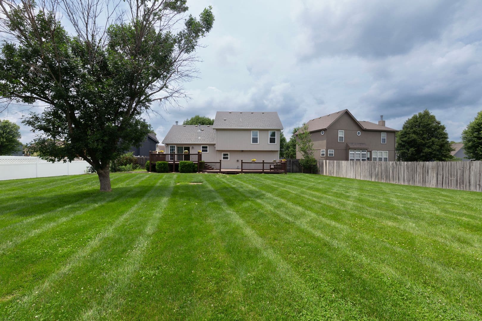 Olathe House: 16131 S Matt Ct