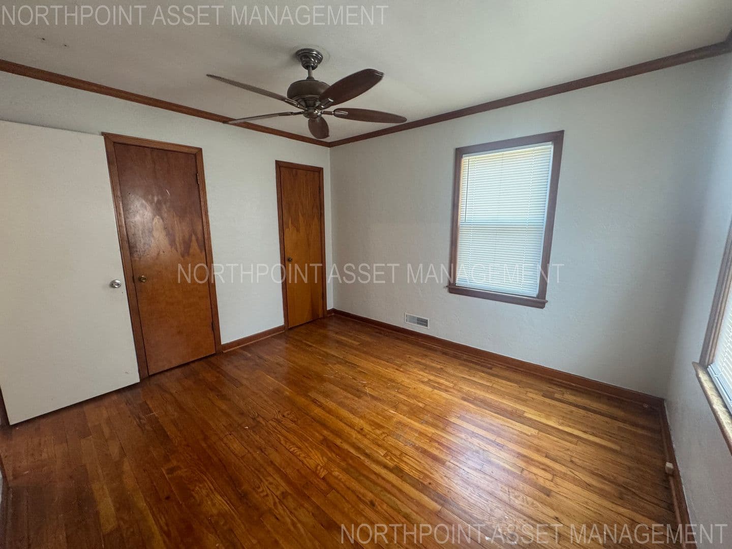 Independence House: 9708 E Kentucky Rd