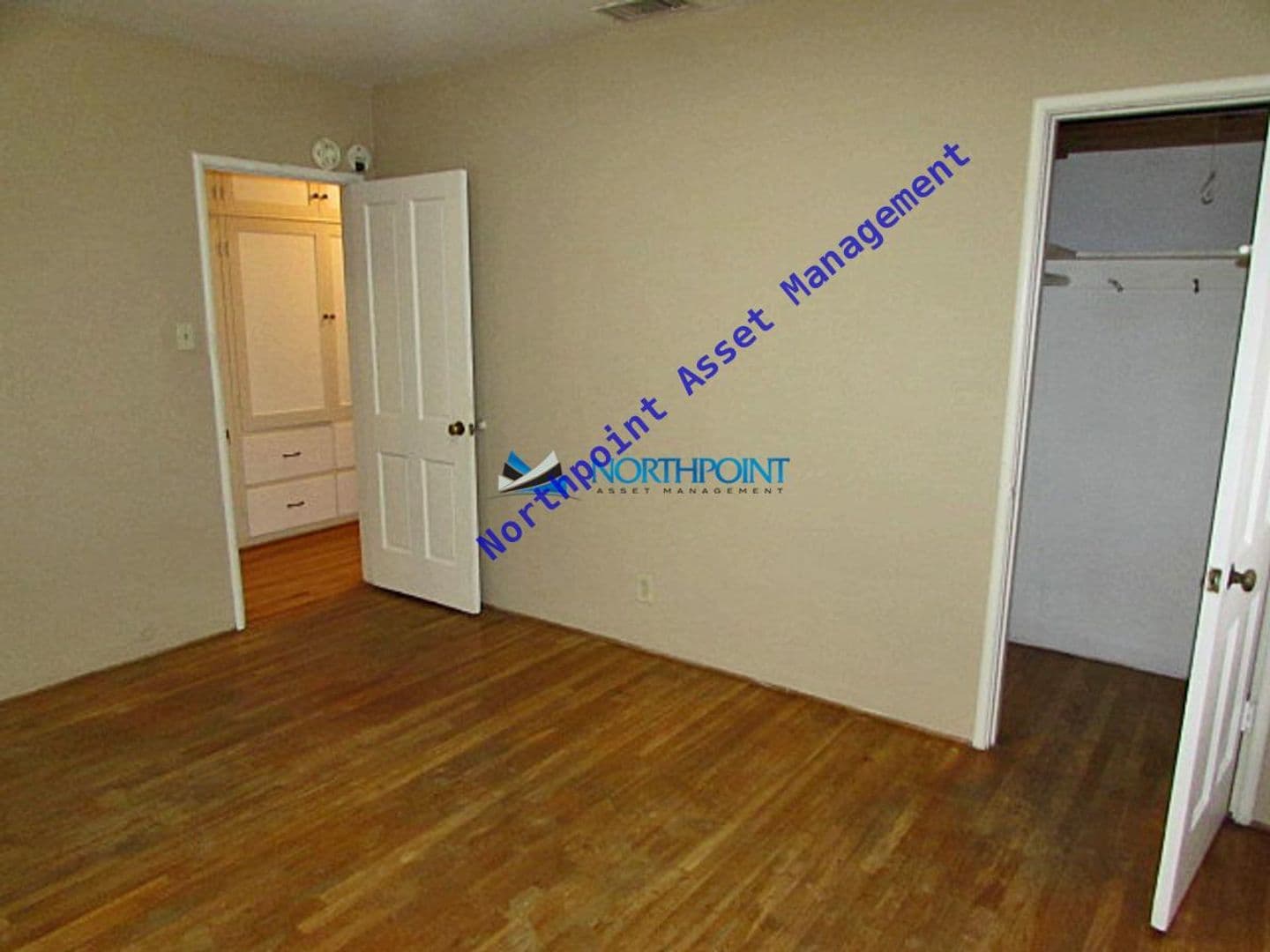 Riverside House: 6646 Palm Ave