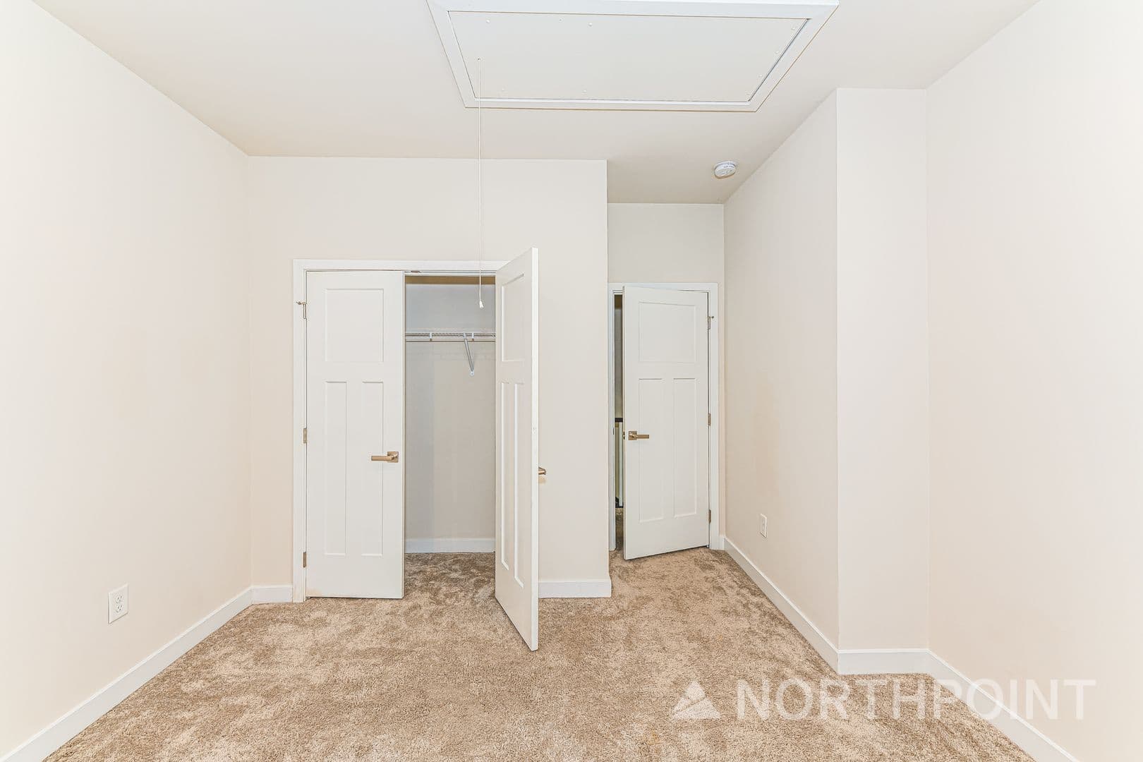 Cary Townhome: 934 Channing Park Cir