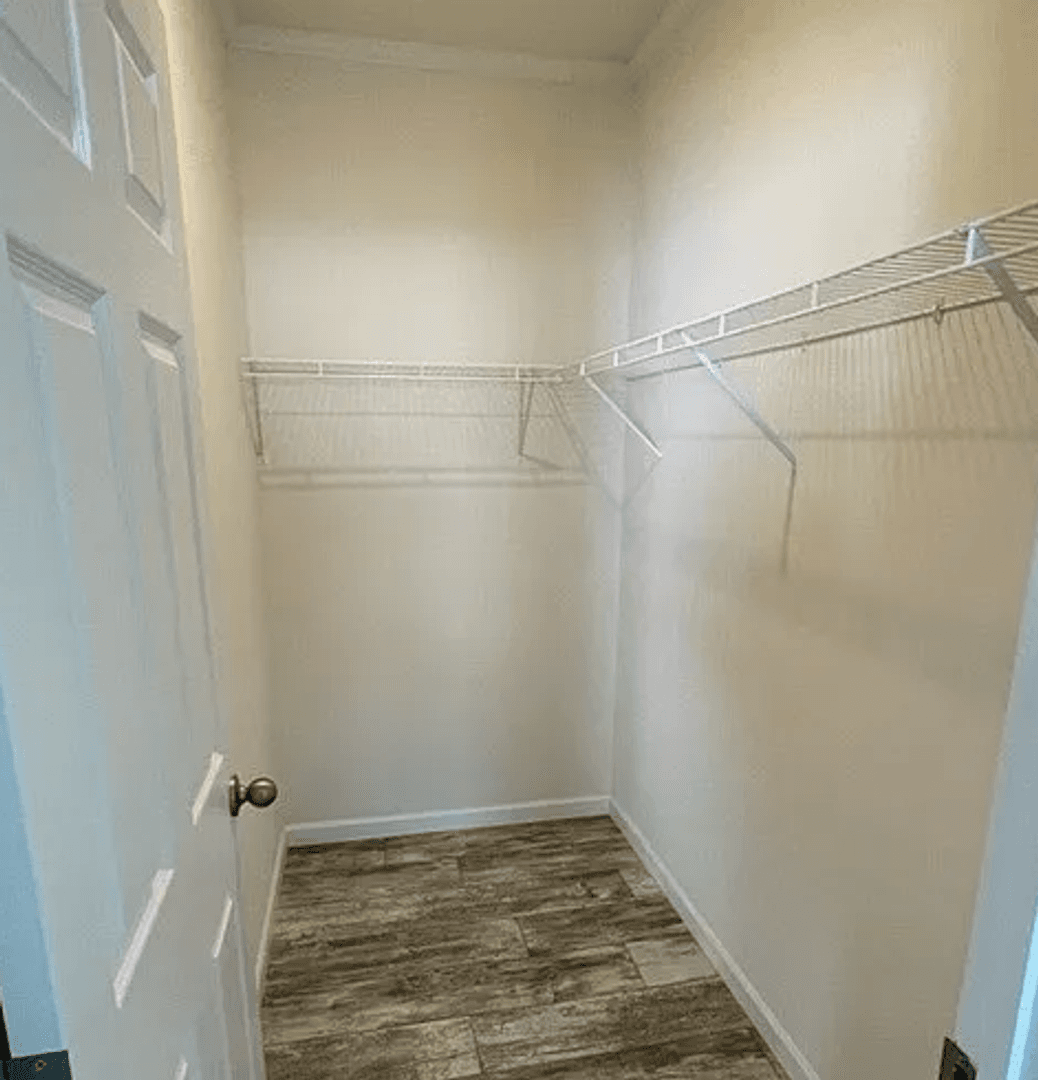 Rock Hill House: 379 Blanche Cir