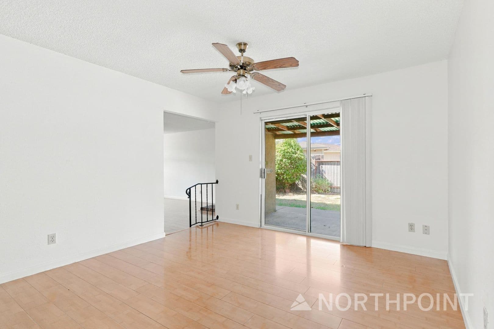 Carmichael Apartment: 5311 & 5313 Gibbons Drive