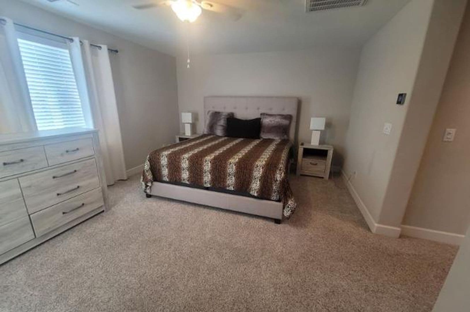Fair Oaks House: 6404 Brando Loop