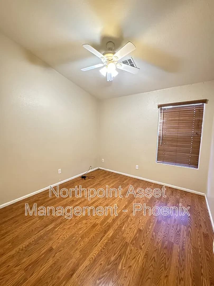 Goodyear House: 1215 N 158th Dr
