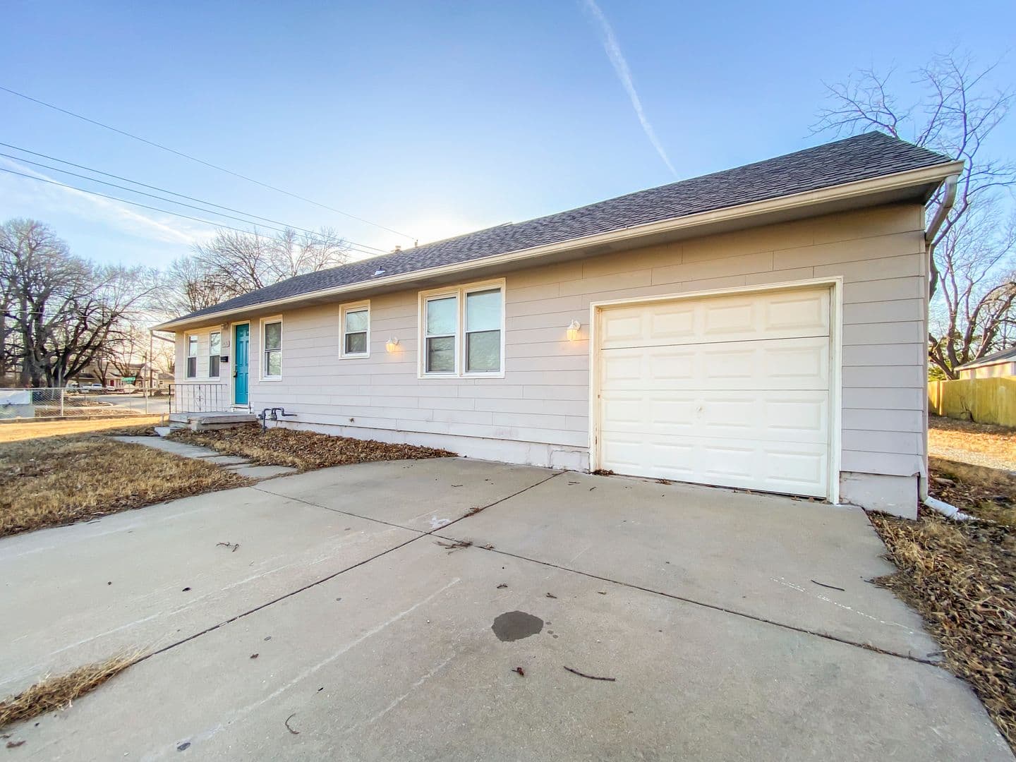 Kansas City House: 11426 Applewood Dr