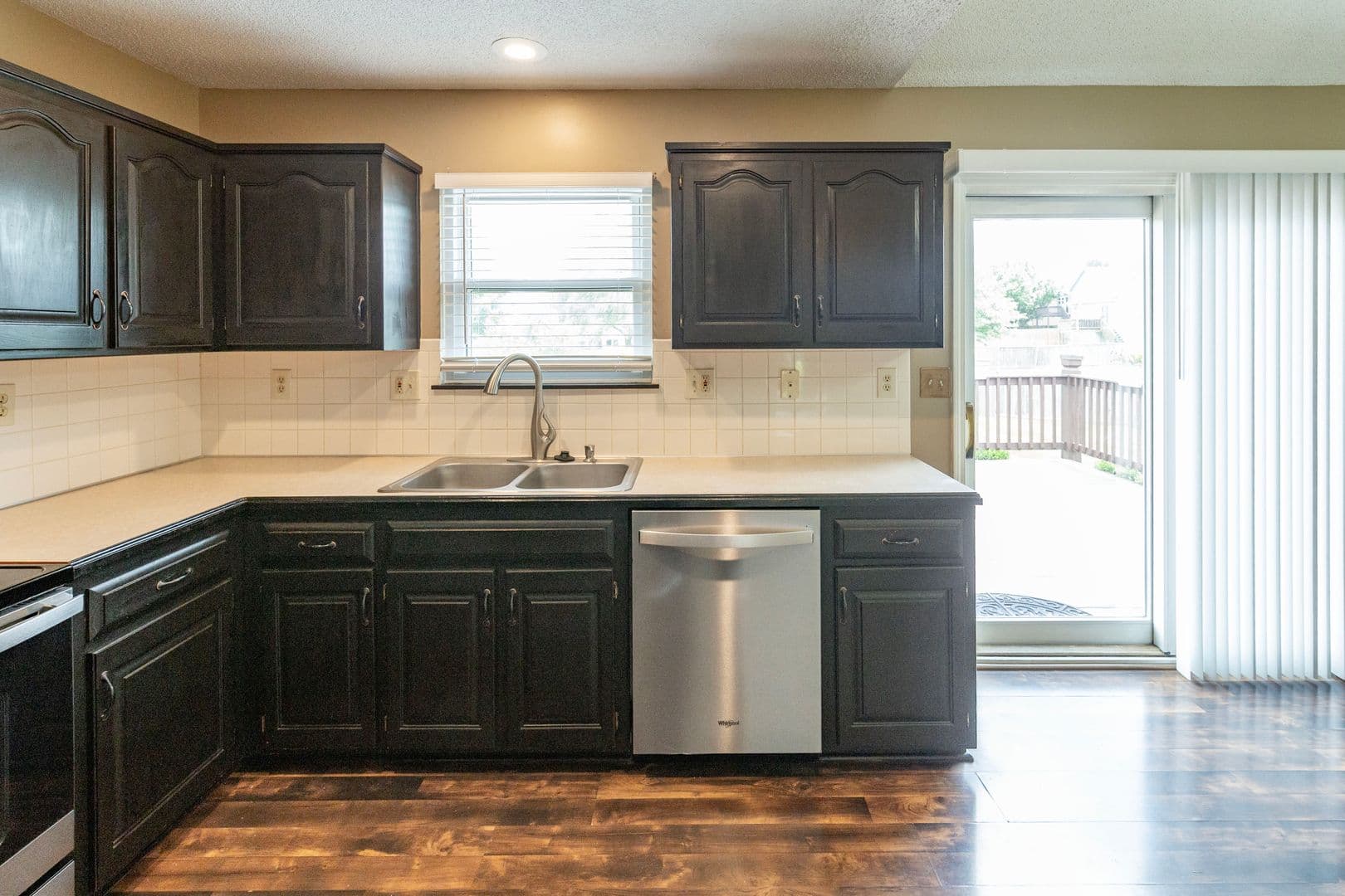 Olathe House: 16131 S Matt Ct