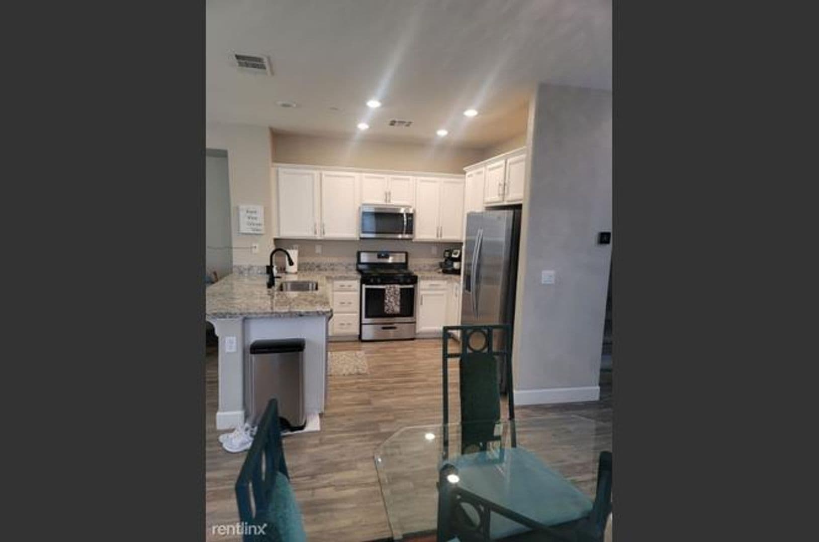 Fair Oaks House: 6404 Brando Loop