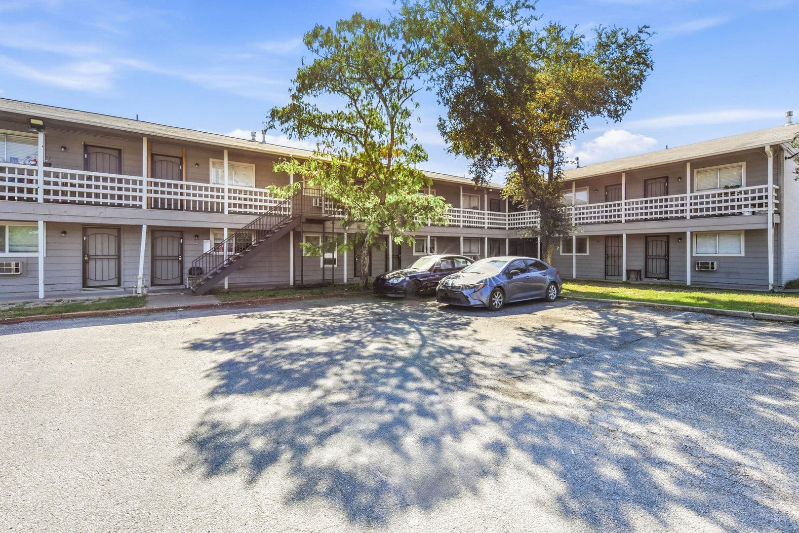 Austin Apartment: 8807 Redfield Ln