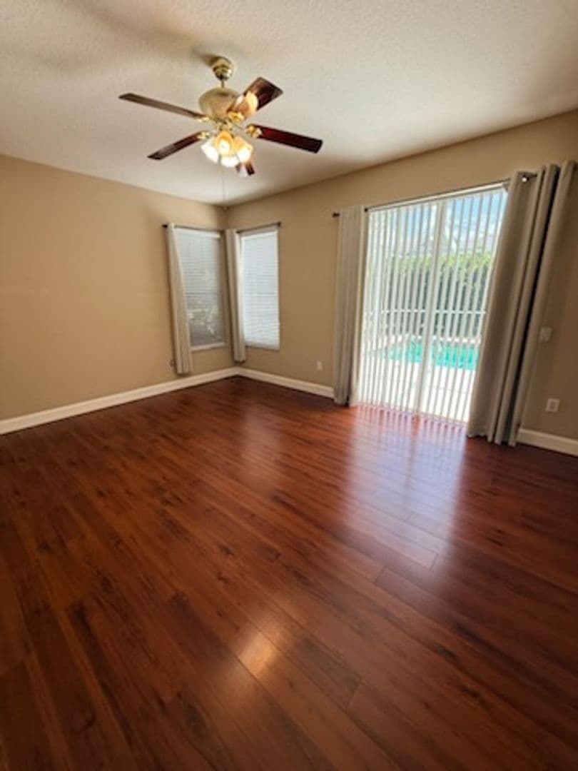 Palm Harbor House: 4351 Ellinwood Blvd