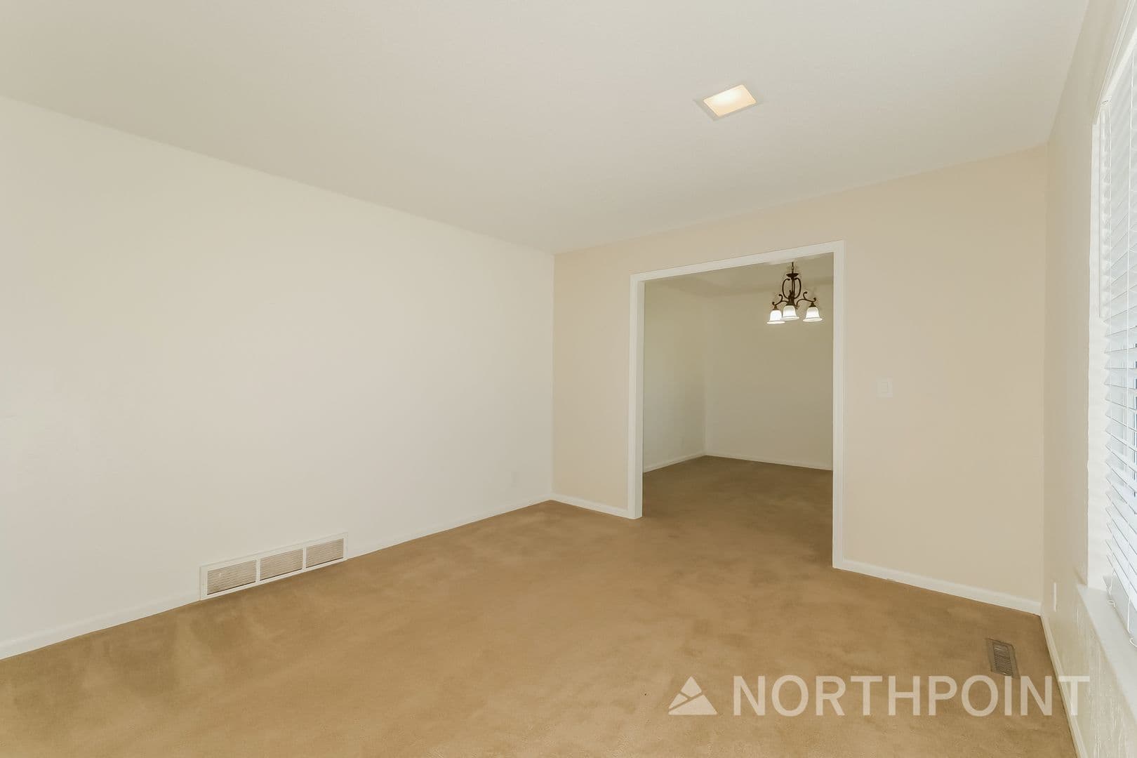 Overland Park House: 15045 Switzer Rd