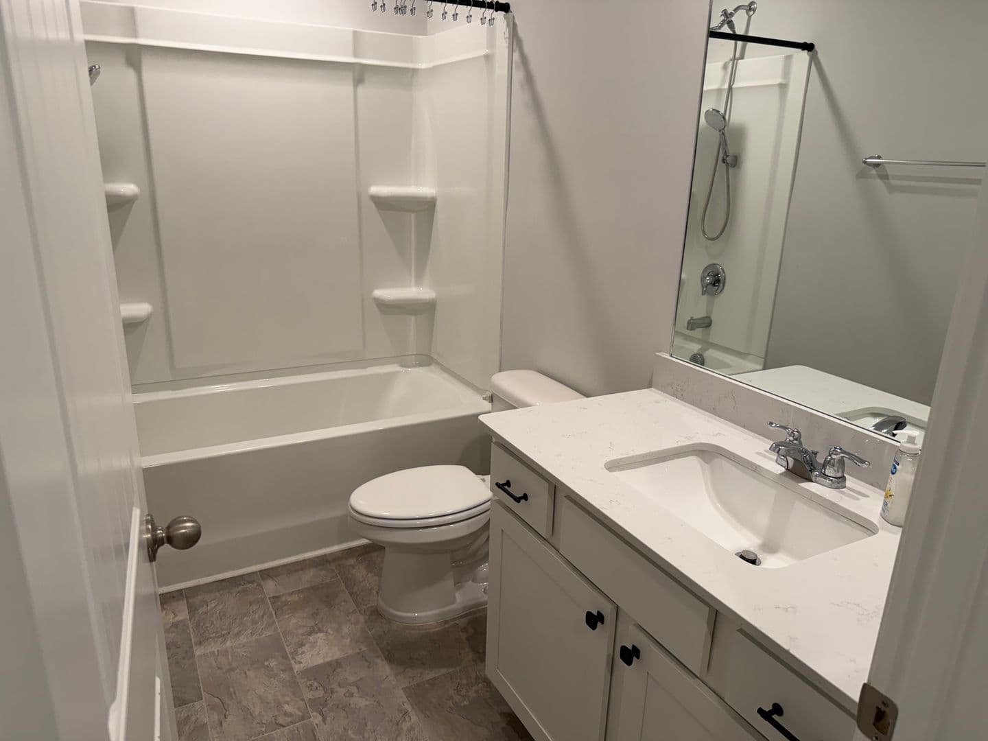 Columbia Townhome: 1407 Walker Way
