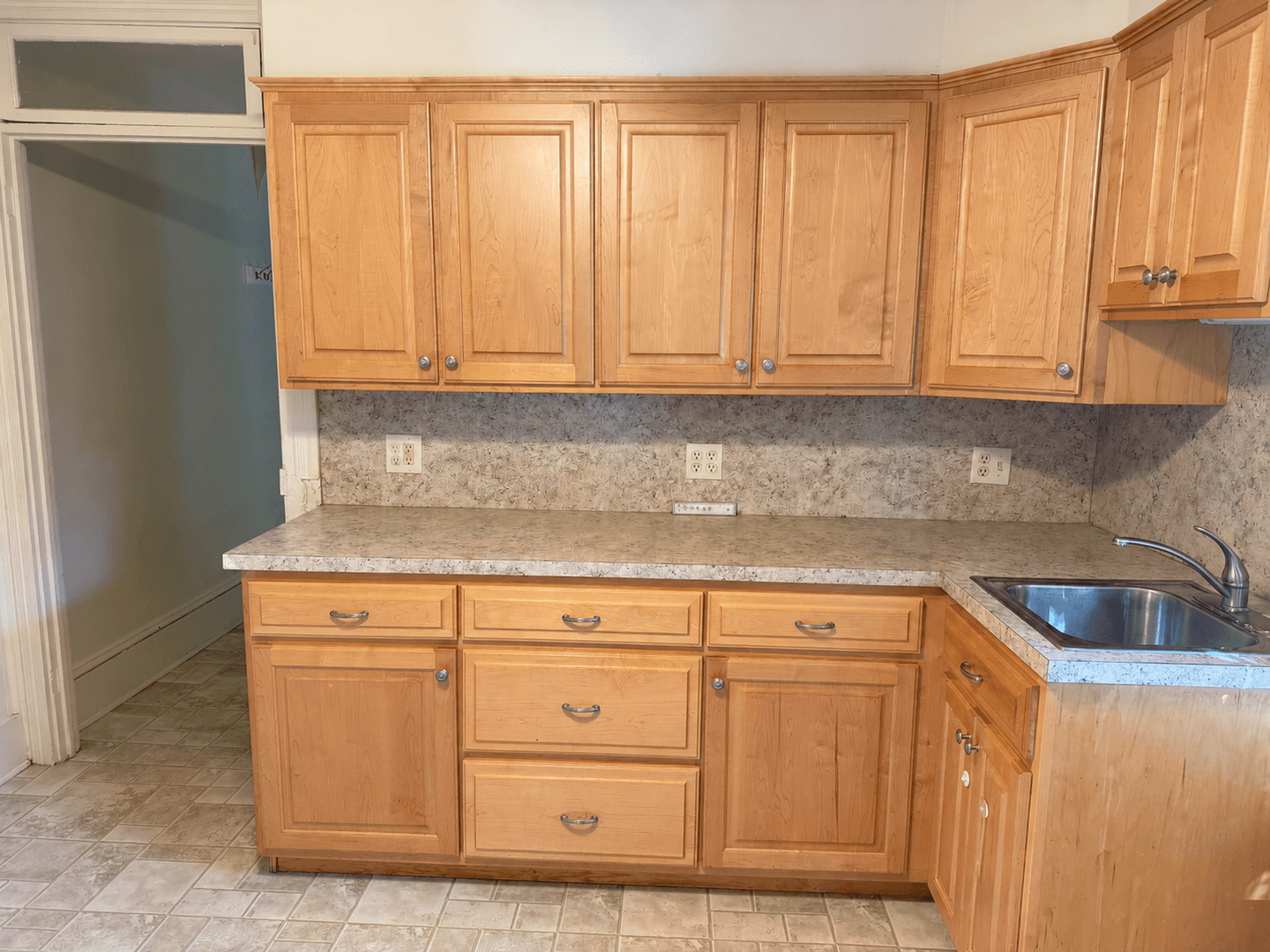 Lancaster House: 348 E. New St. Apt. 2