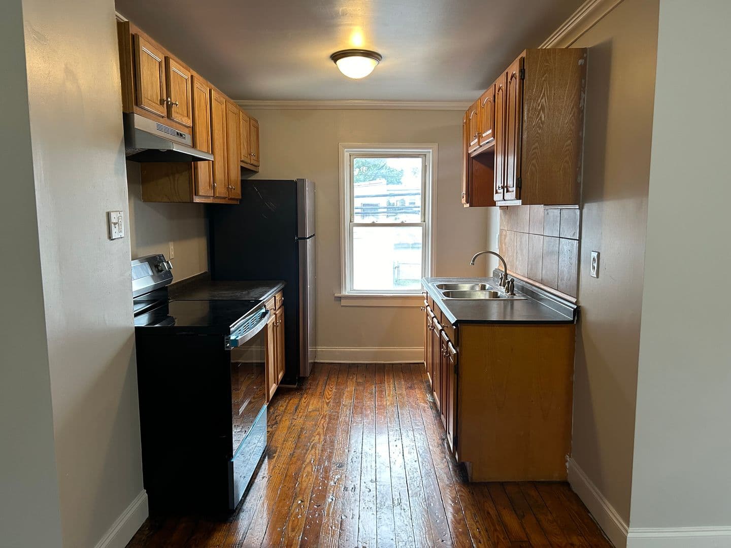 Lancaster House: 519 E. Mifflin St.
