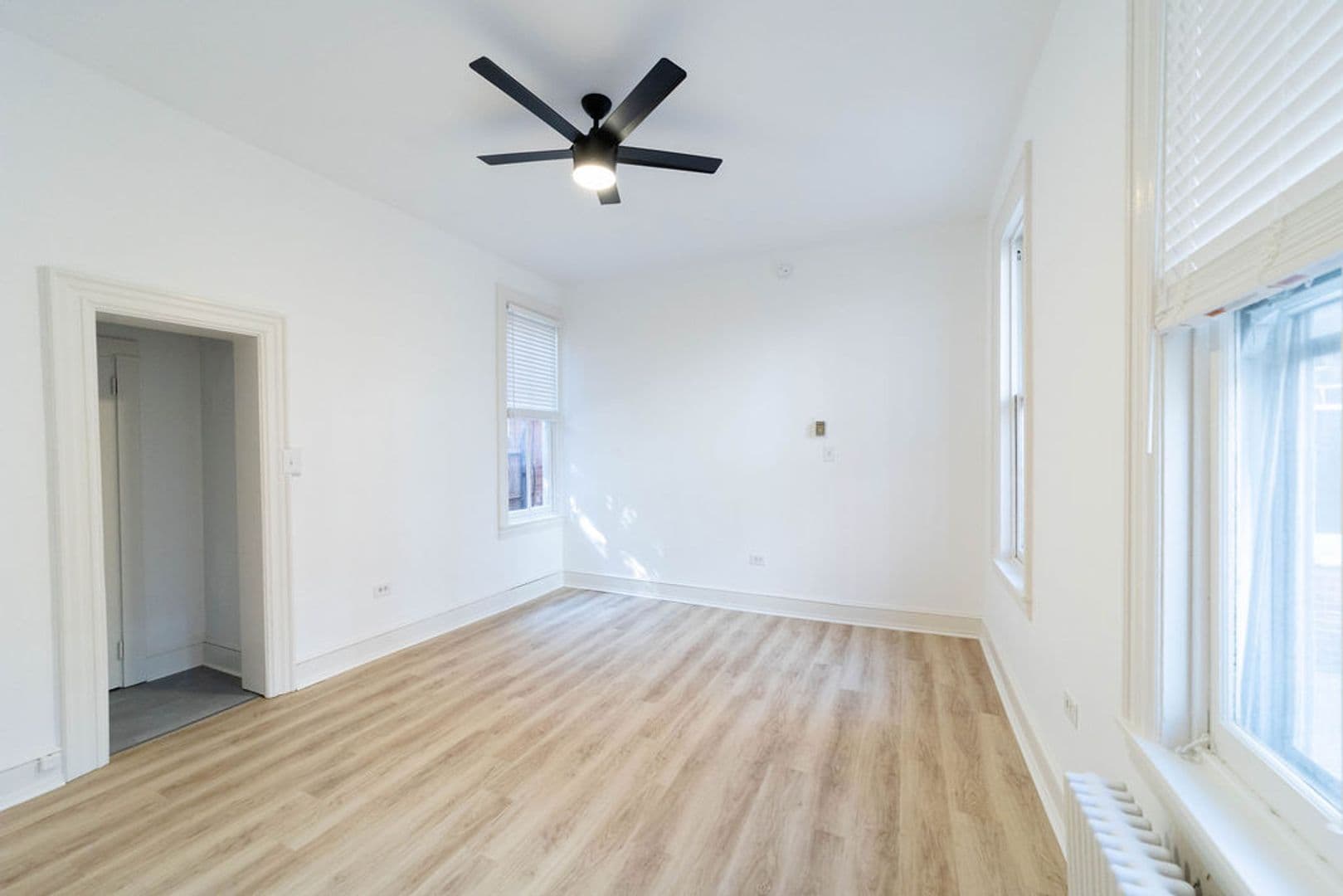 Lancaster Apartment: 238 E Orange St