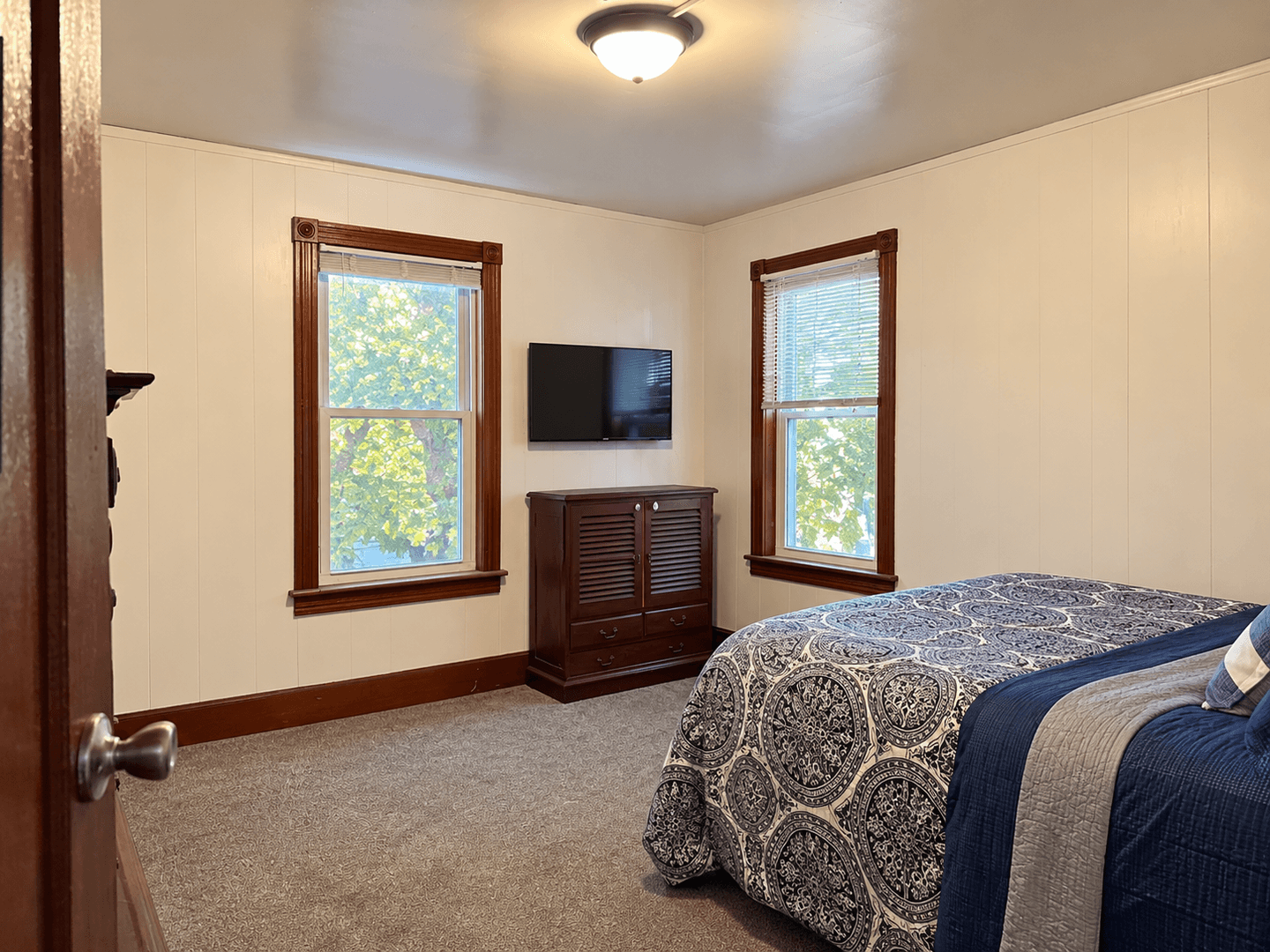 Elizabethtown Apartment: 36-38 N Poplar St.