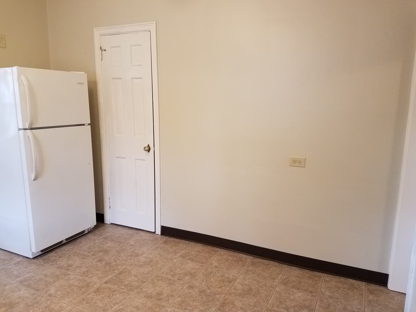 Lititz Apartment: 101 S Broad St