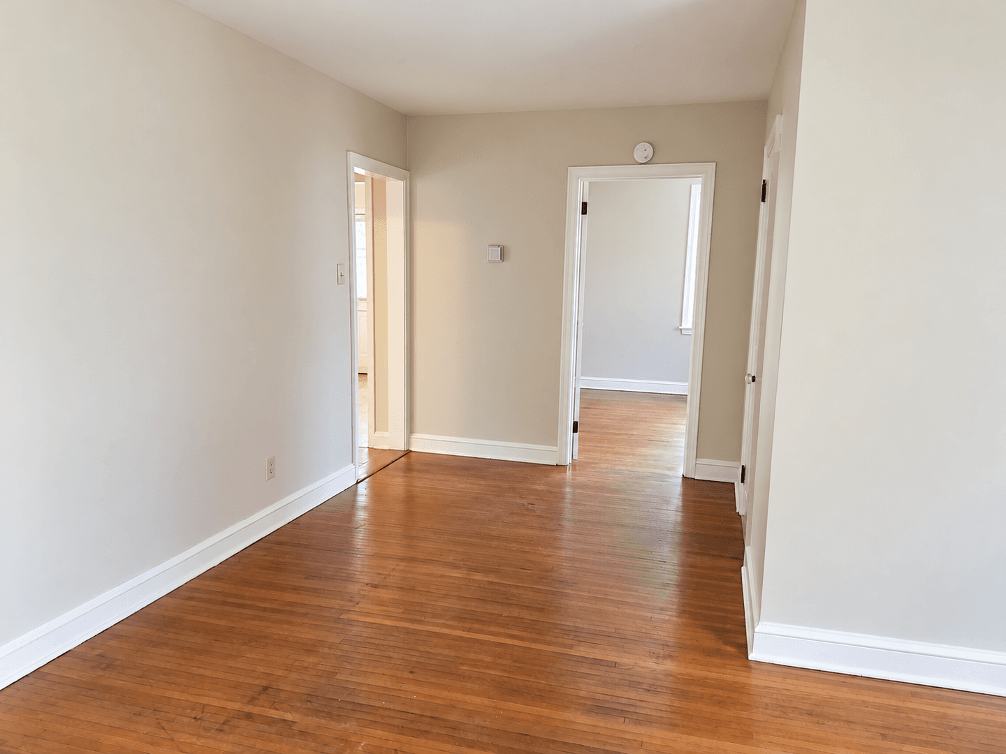 Lititz Apartment: 101 S Broad St