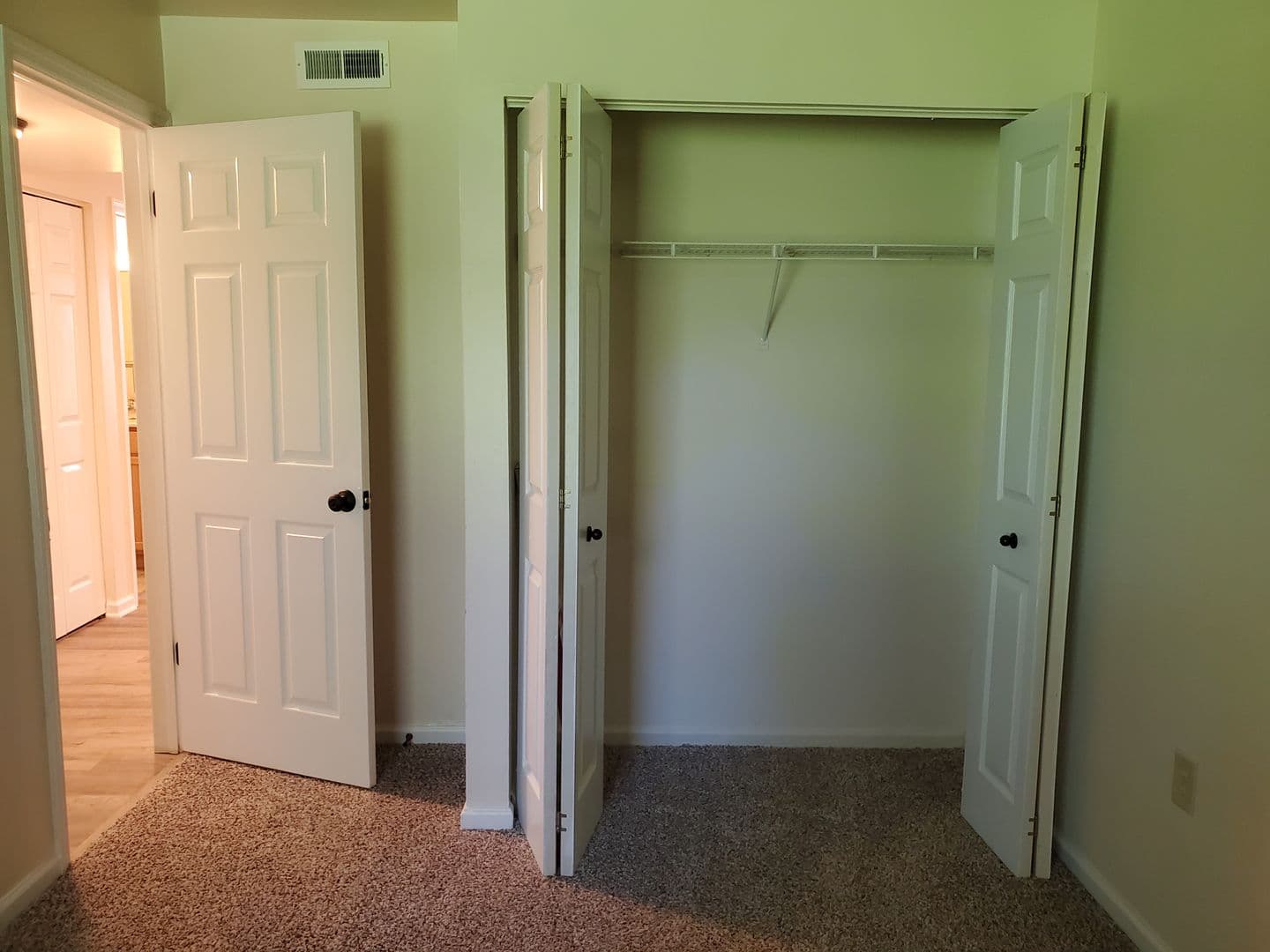 Lancaster Apartment: 405 Judie Lane