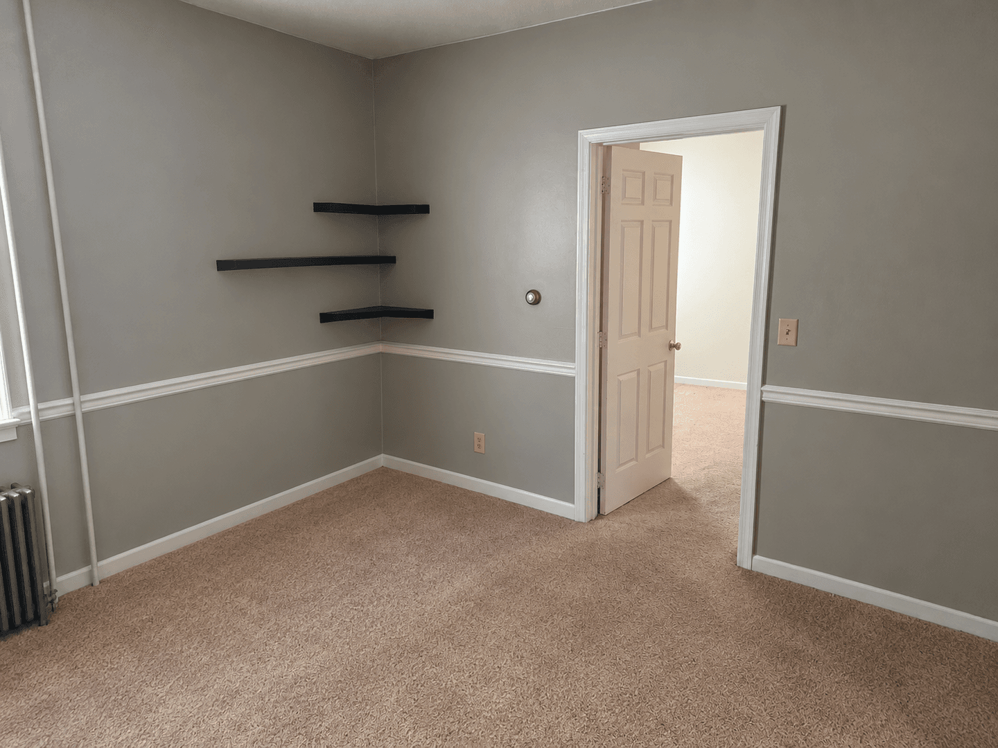 Palmyra Apartment: 126 N. Lincoln St.