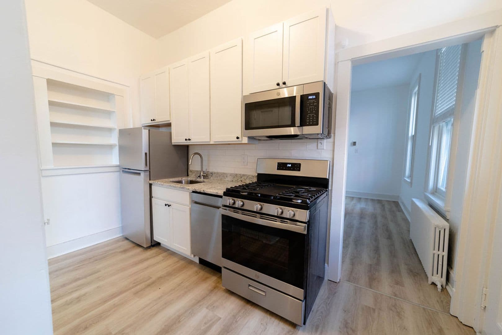 Lancaster Apartment: 238 E Orange St