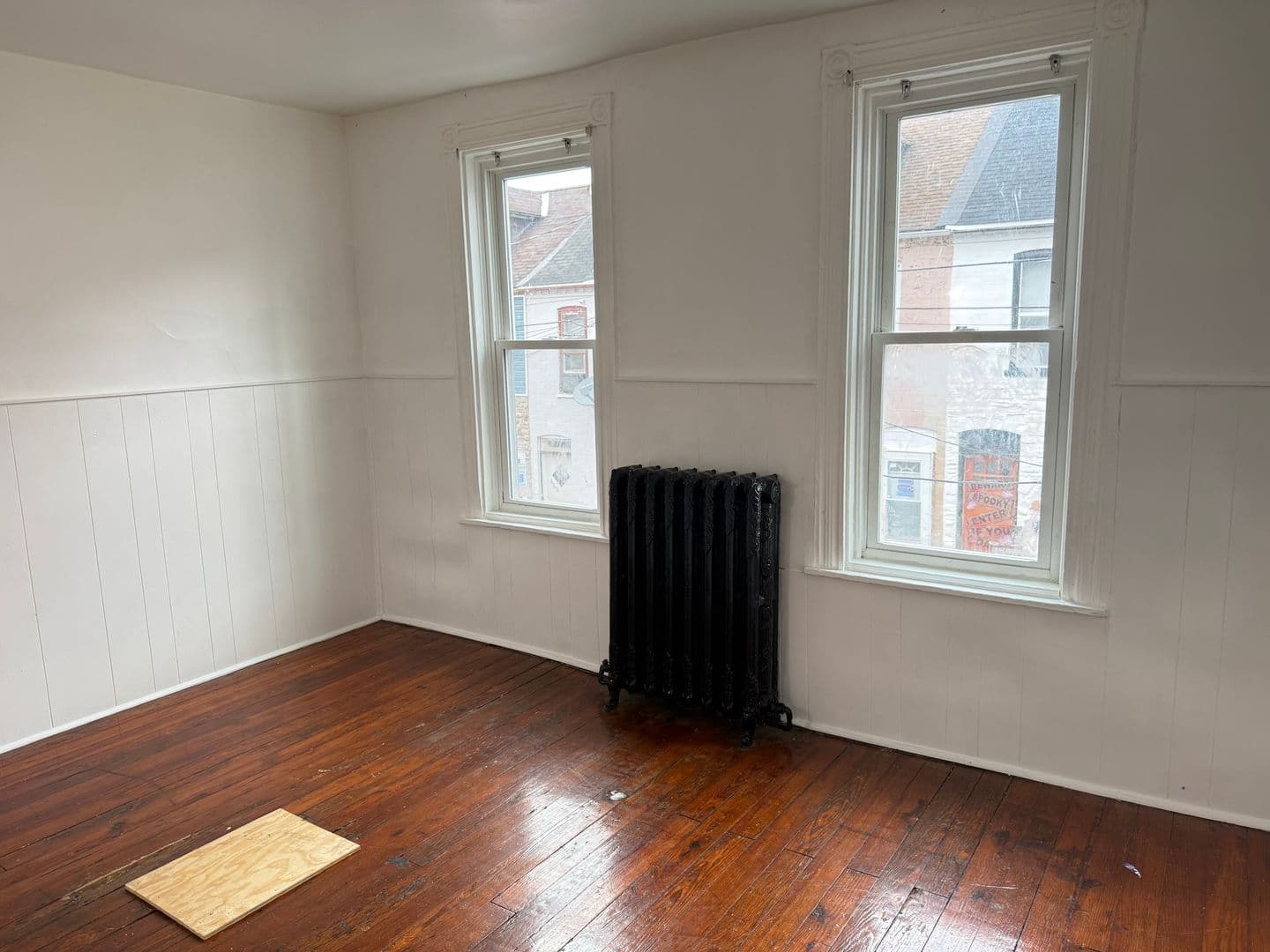 Lancaster House: 458 Atlantic Ave.