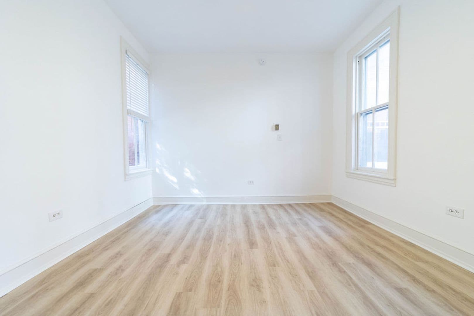 Lancaster Apartment: 238 E Orange St