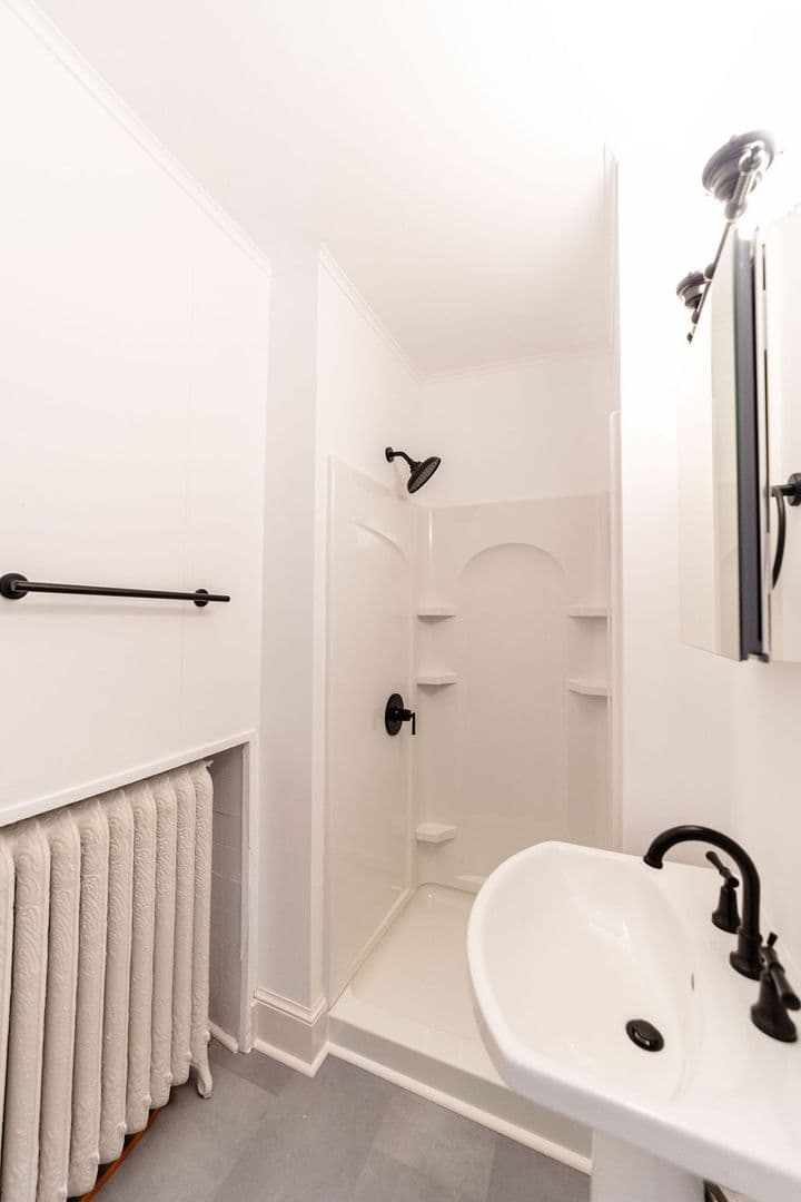 Lancaster Apartment: 238 E Orange St